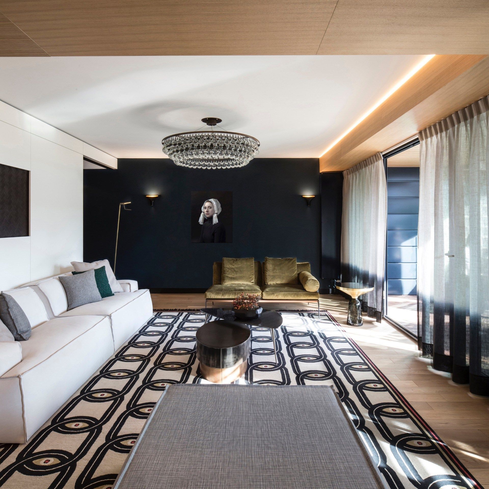 luxury apartment 5 Rooms for sale on LYON (69006)