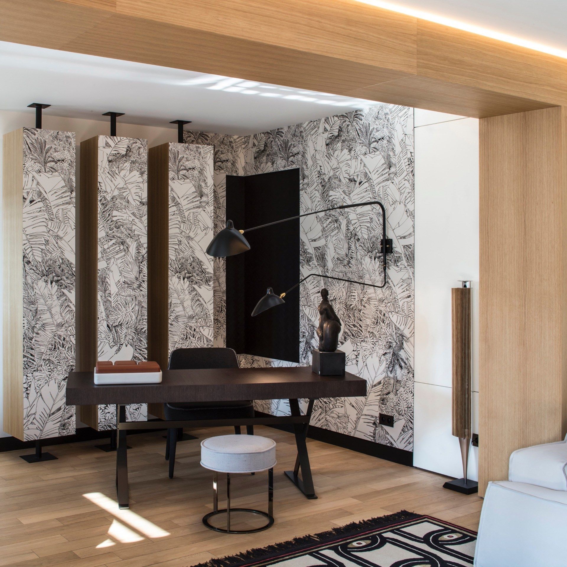 luxury apartment 5 Rooms for sale on LYON (69006)