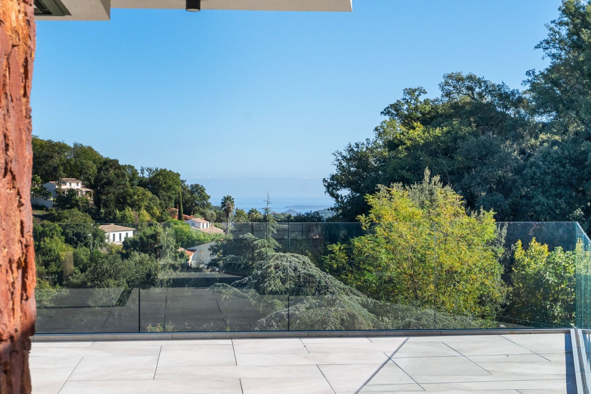 luxury apartment 4 Rooms for sale on LES ADRETS DE L ESTEREL (83600)