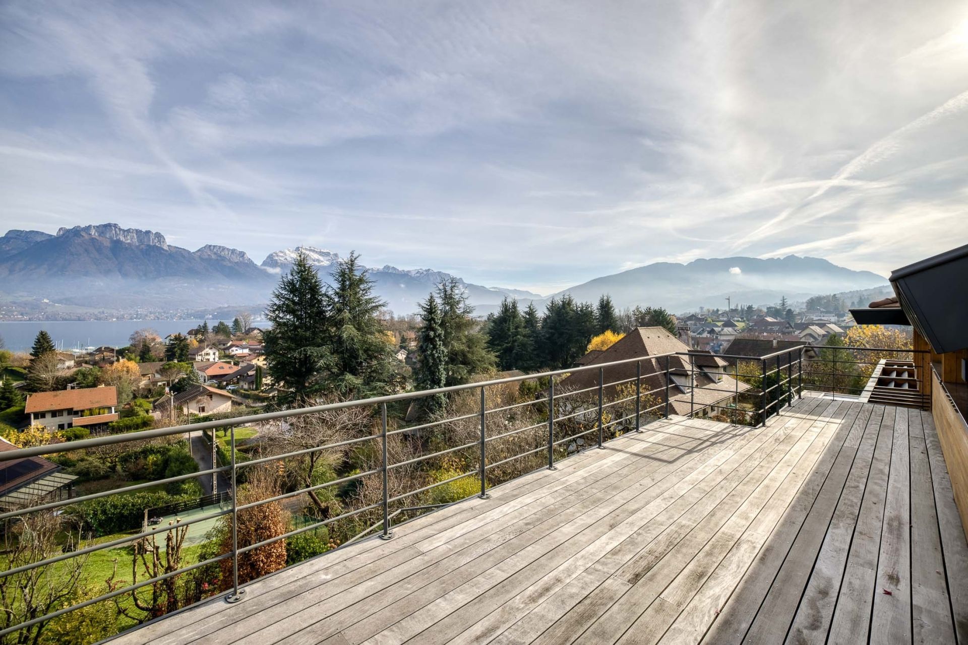 luxury house 7 Rooms for sale on SEVRIER (74320)