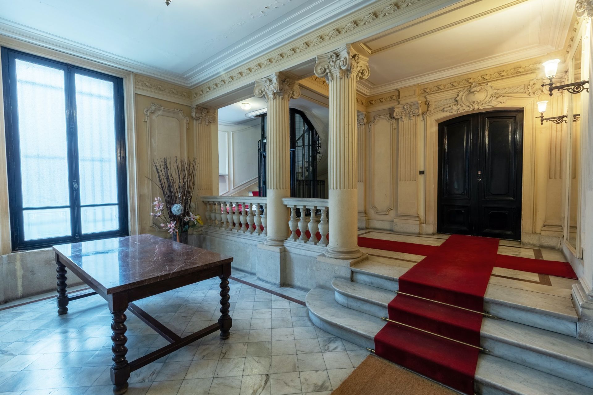 luxury apartment 7 Rooms for sale on PARIS (75007)