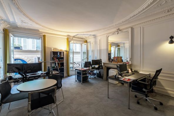 Sale Luxury apartment Paris 7 7&nbsp;Rooms 222&nbsp;m²
