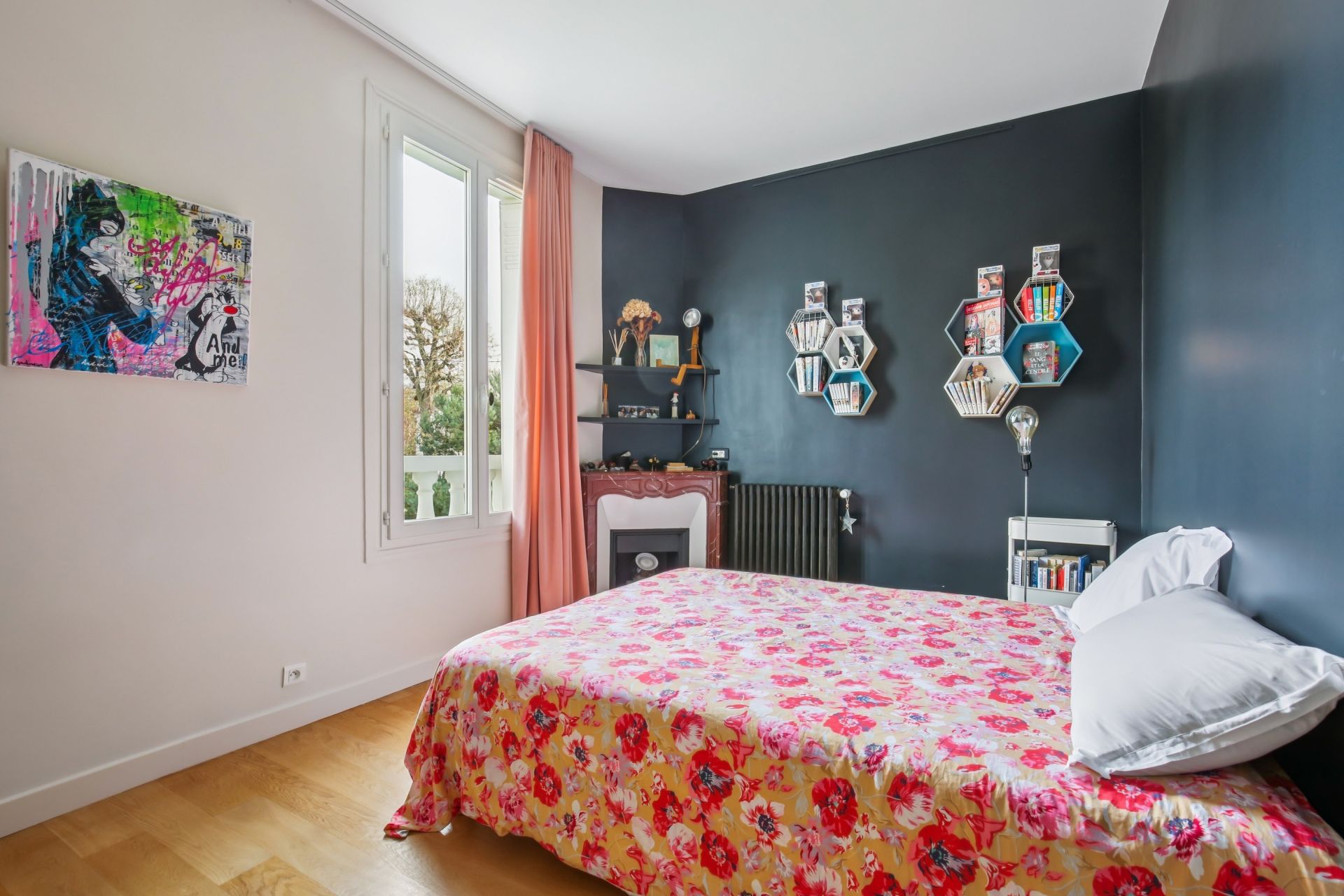 luxury house 8 Rooms for sale on LE VESINET (78110)