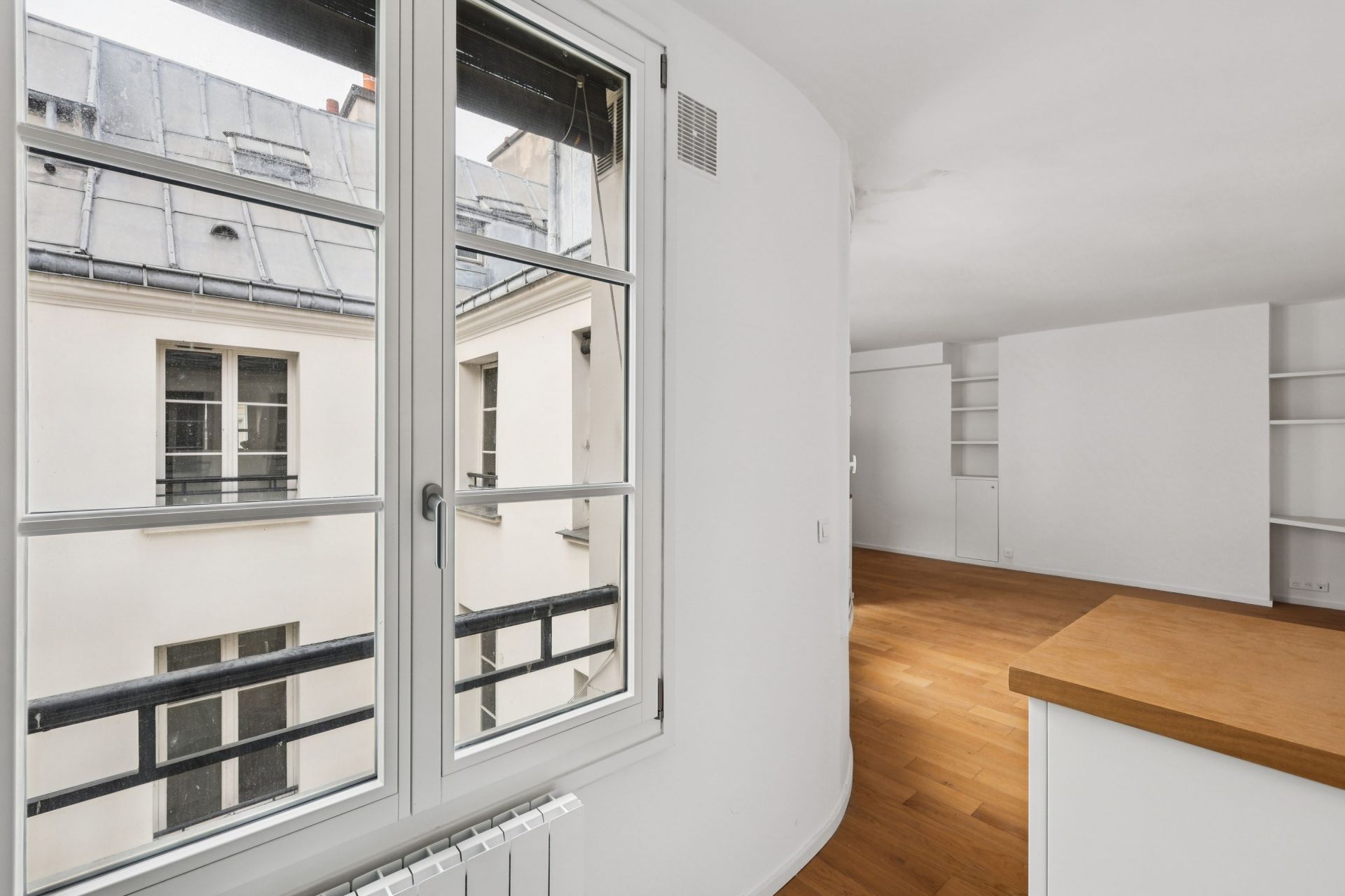 luxury apartment 1 room for sale on PARIS (75006)