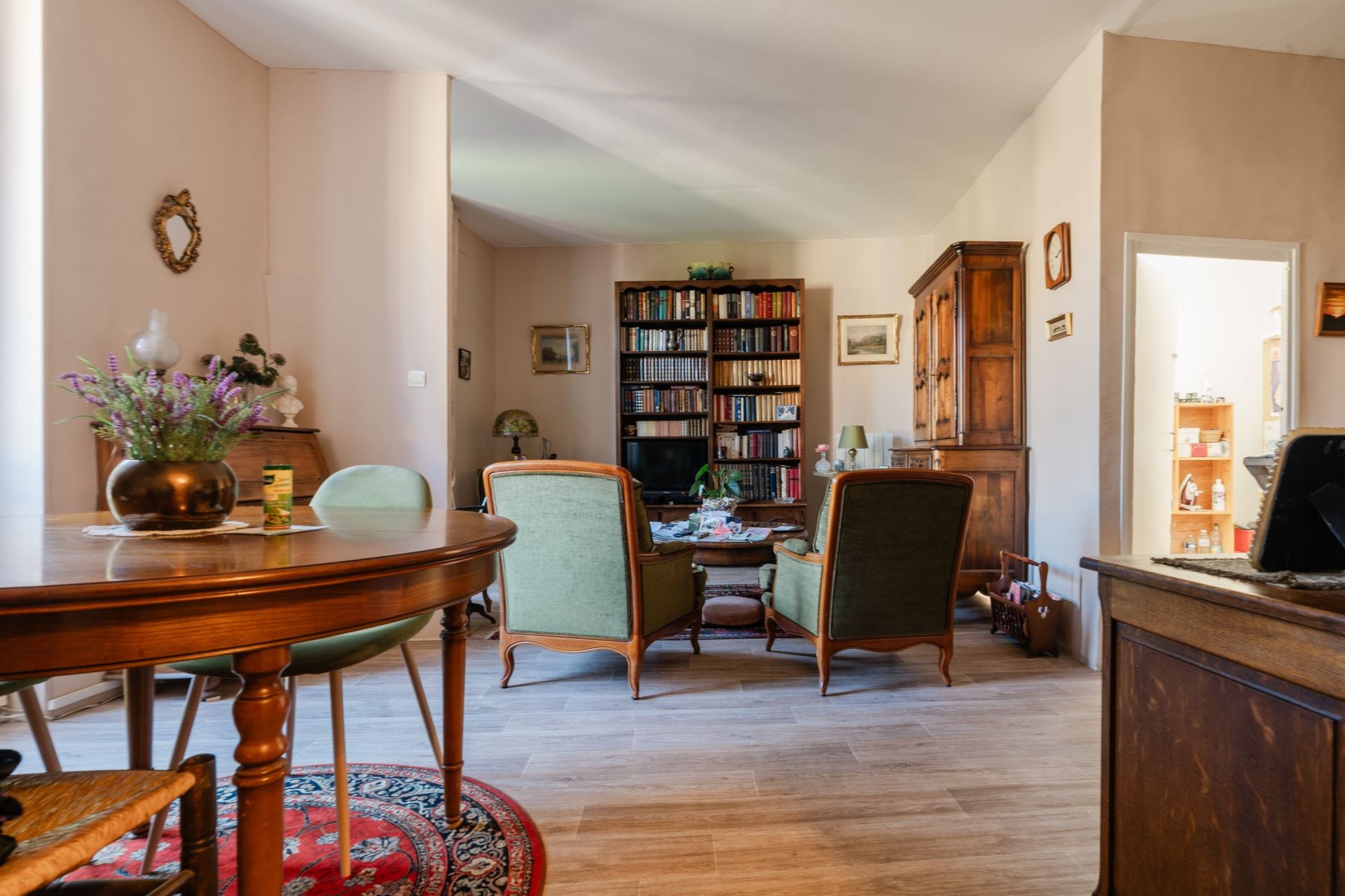 maison de luxe 6 Pièces en vente sur NISSAN LEZ ENSERUNE (34440)