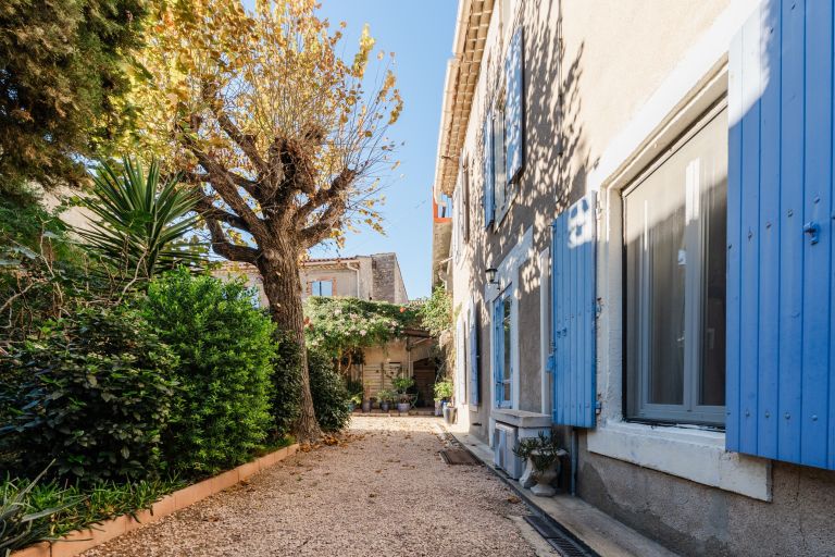 maison de luxe 6 Pièces en vente sur NISSAN LEZ ENSERUNE (34440)