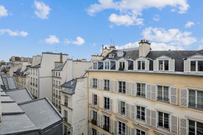 Sale Luxury apartment Paris 6 3 Rooms 68.8 m²