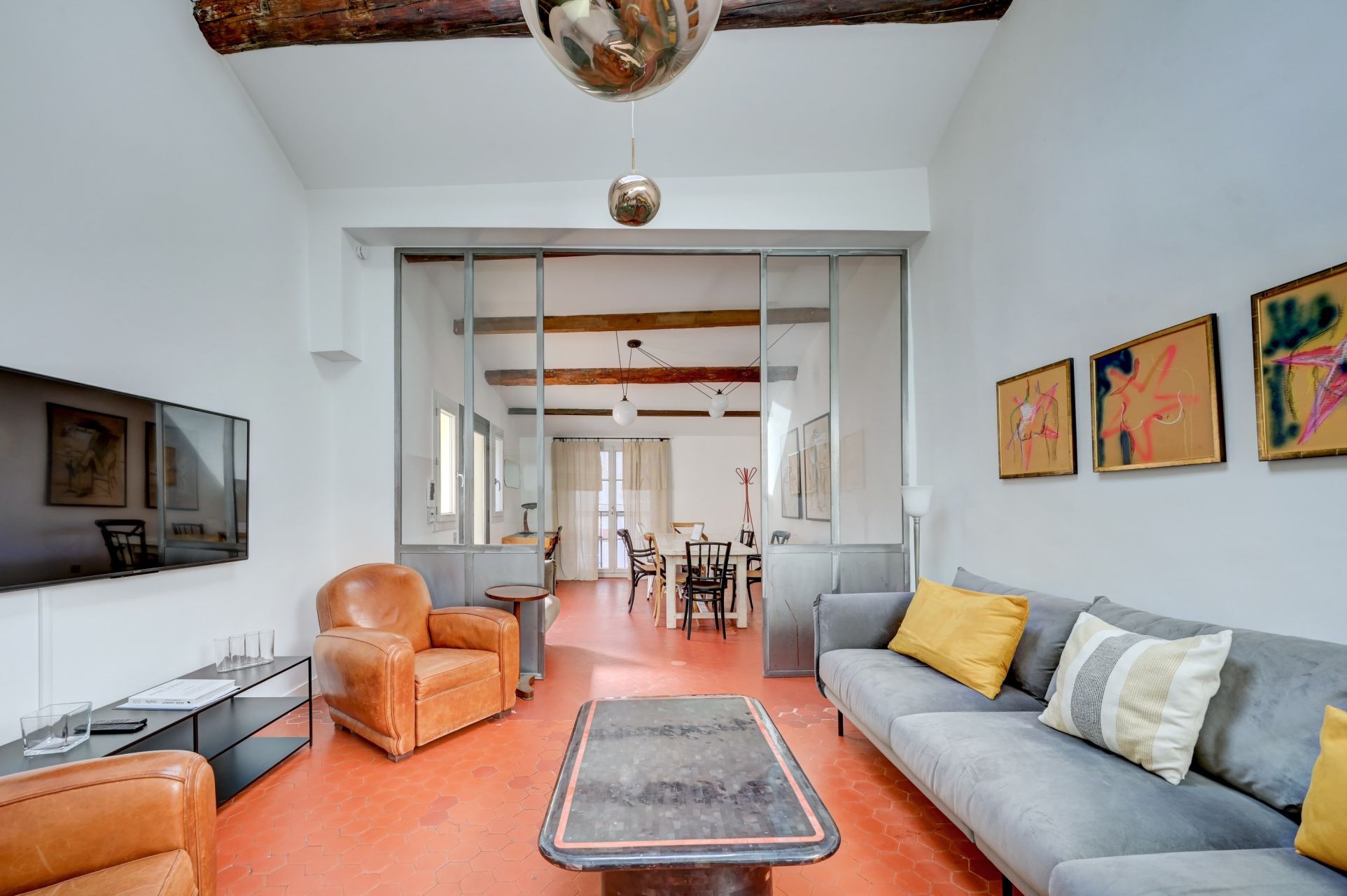 luxury house 5 Rooms for sale on AIX EN PROVENCE (13100)