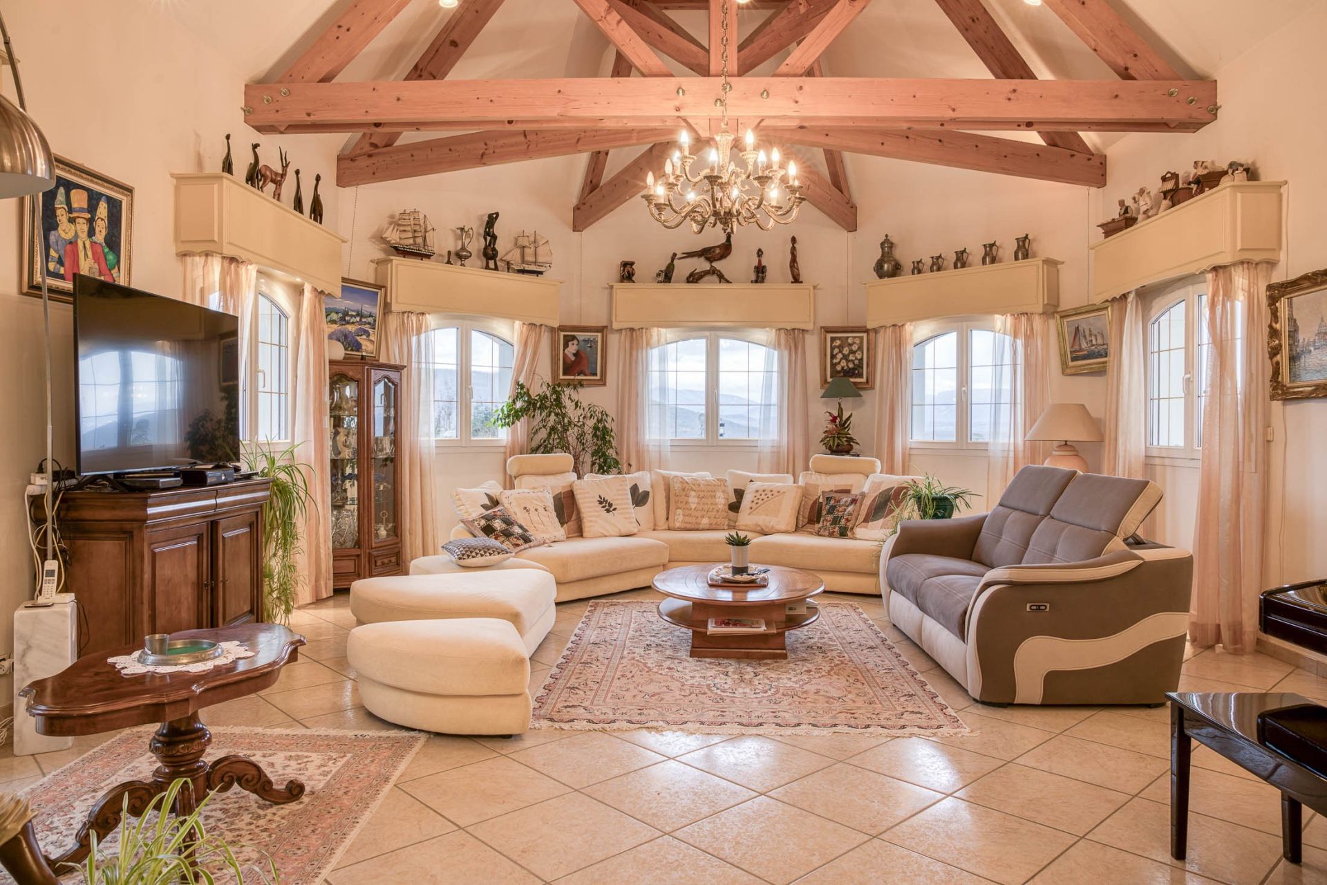 maison de luxe 13 Pièces en vente sur CHINDRIEUX (73310)