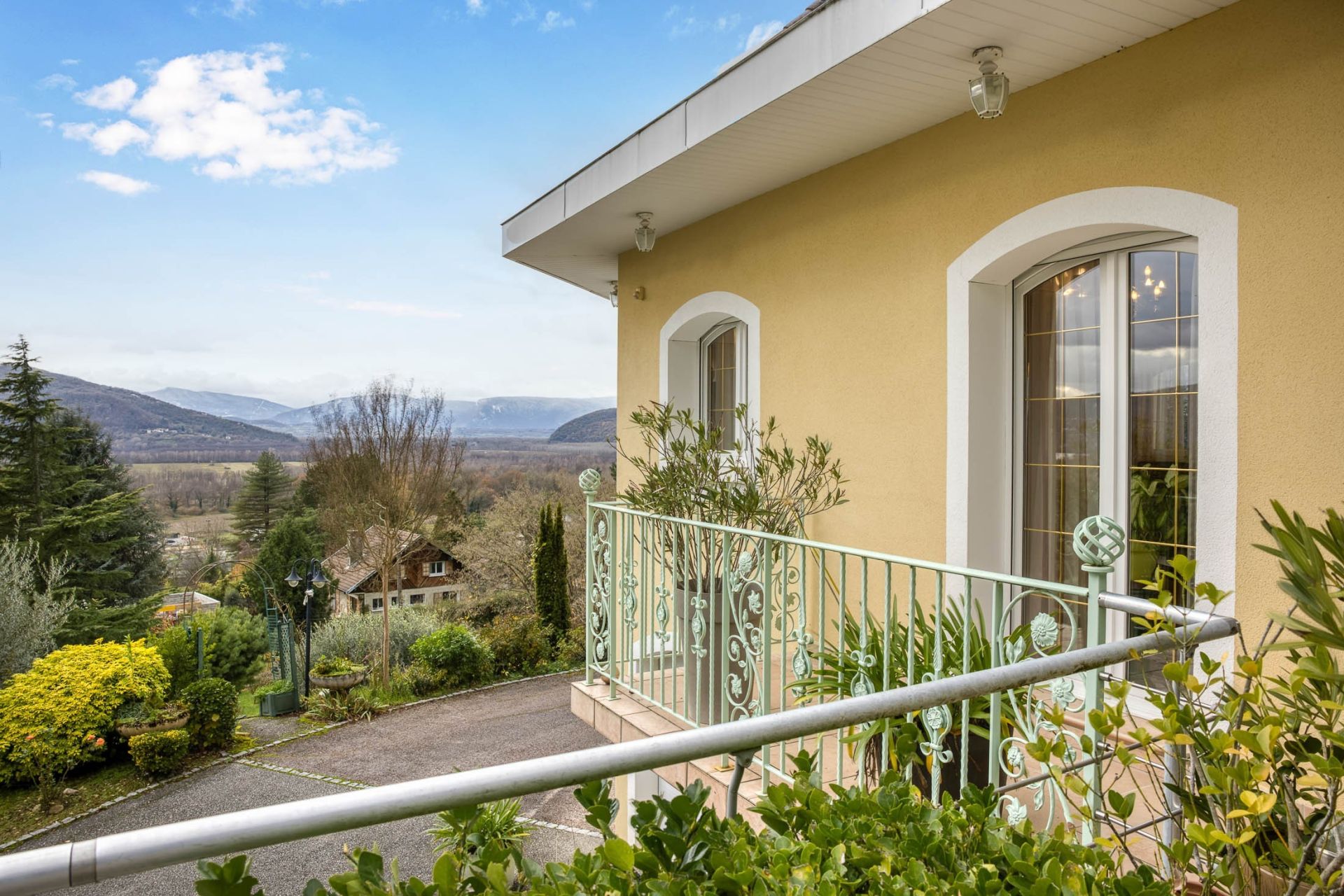 maison de luxe 13 Pièces en vente sur CHINDRIEUX (73310)