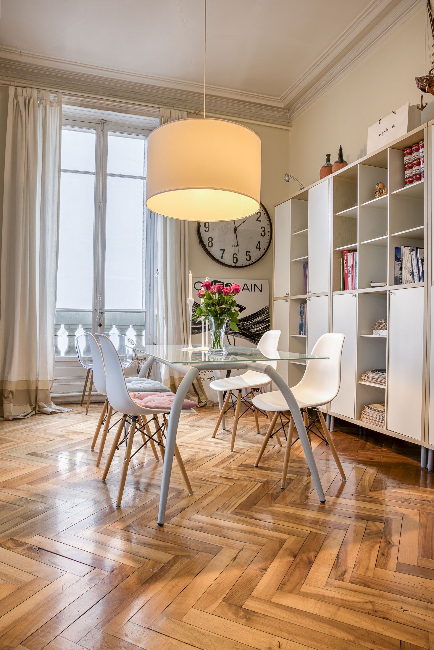 luxury apartment 6 Rooms for sale on AIX LES BAINS (73100)