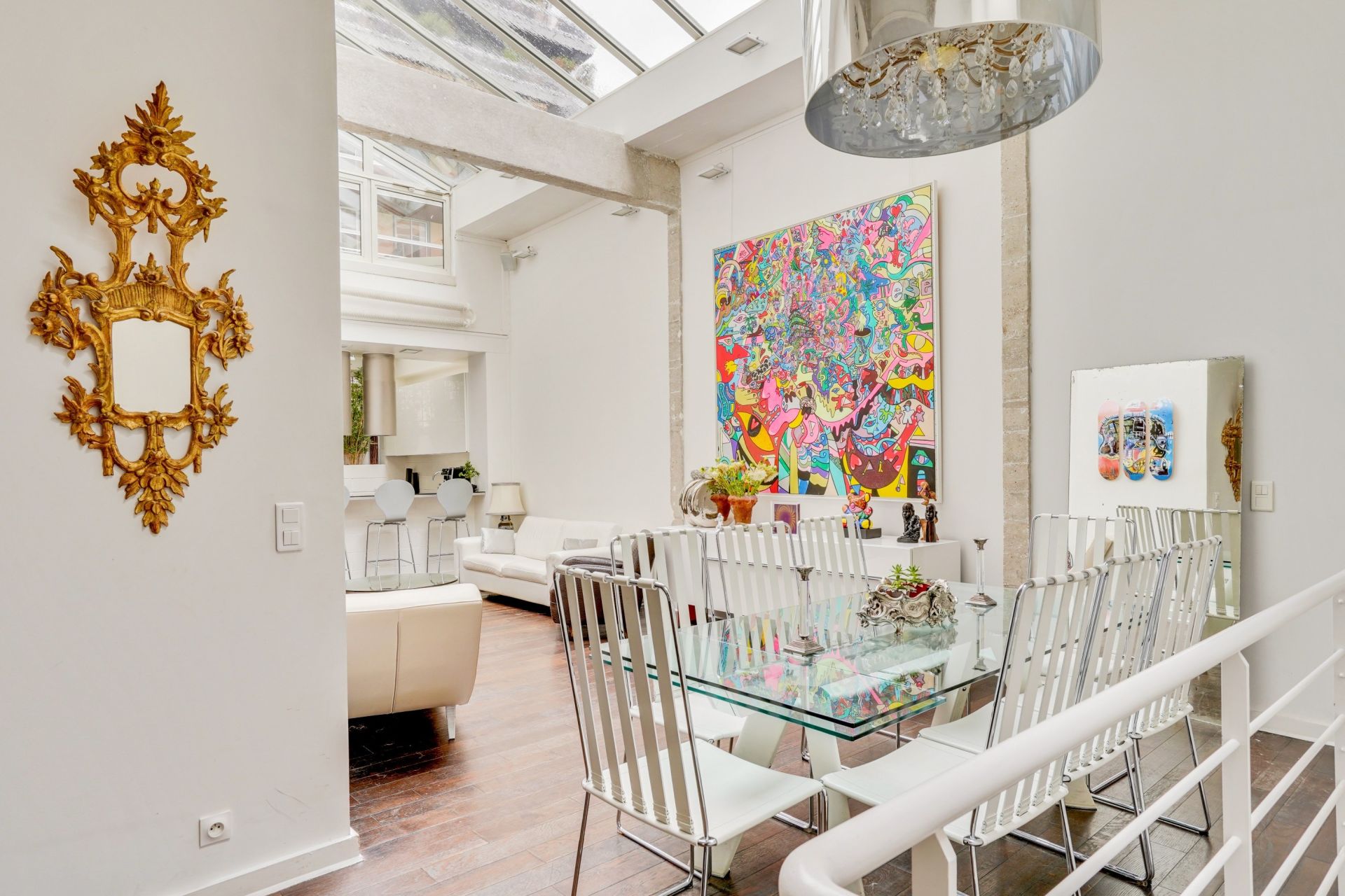 luxury apartment 5 Rooms for sale on PARIS (75018)