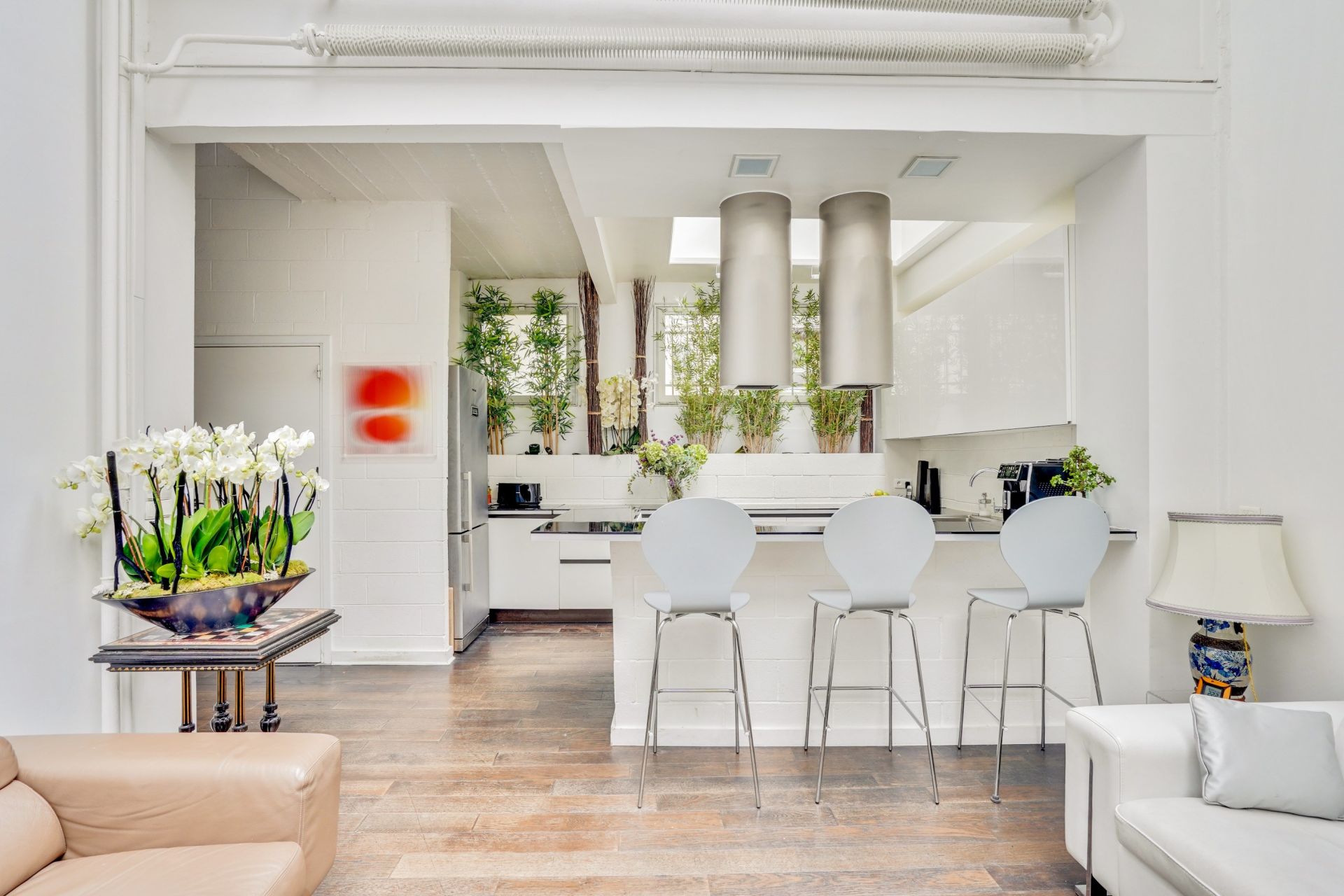 luxury apartment 5 Rooms for sale on PARIS (75018)