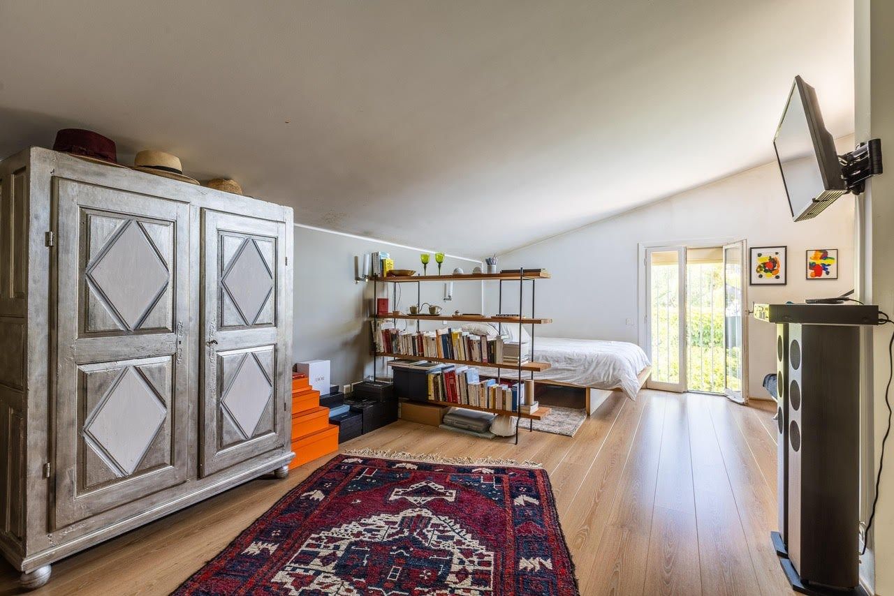 luxury house 5 Rooms for sale on ST JEAN CAP FERRAT (06230)