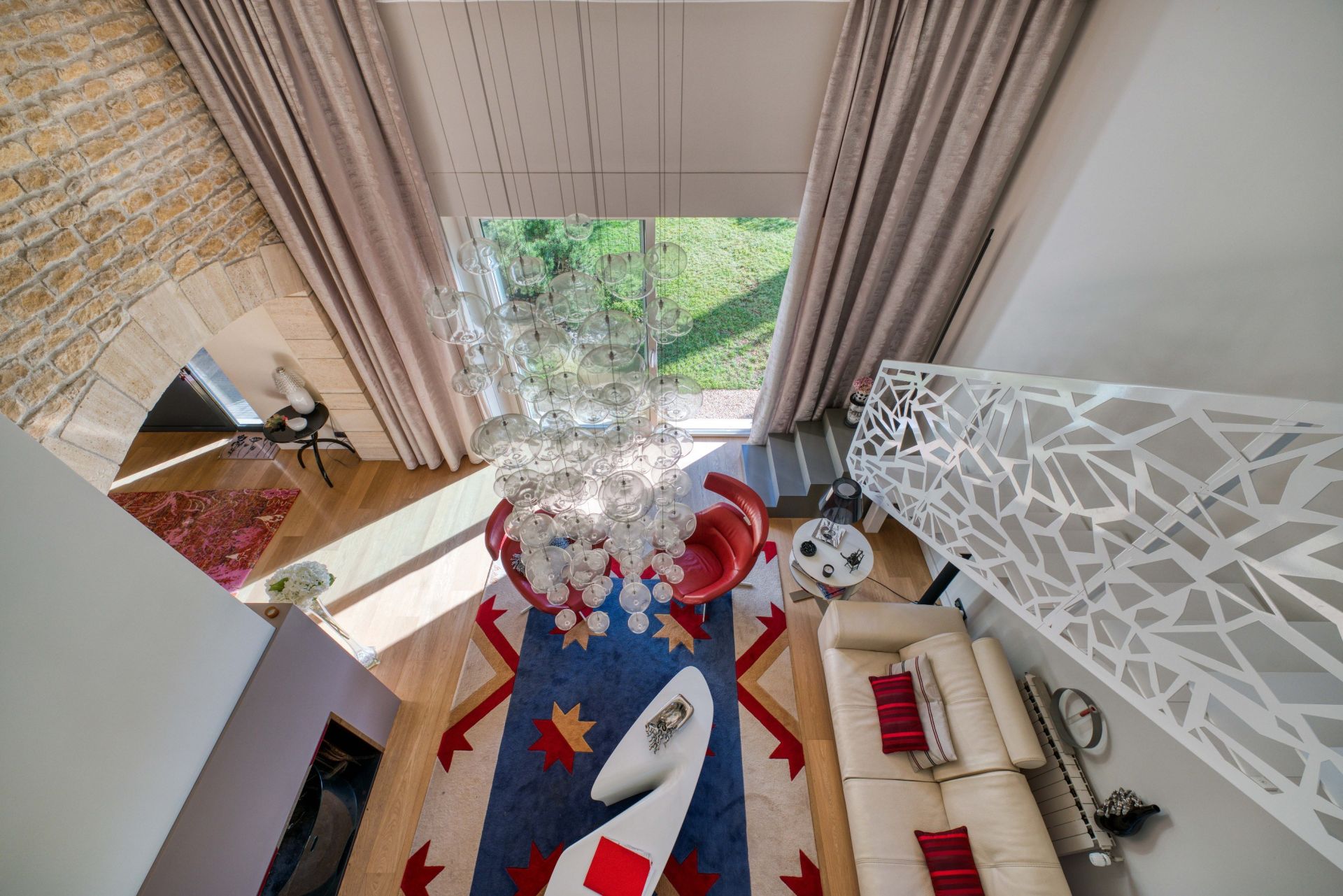 luxury house 8 Rooms for sale on LAGORD (17140)