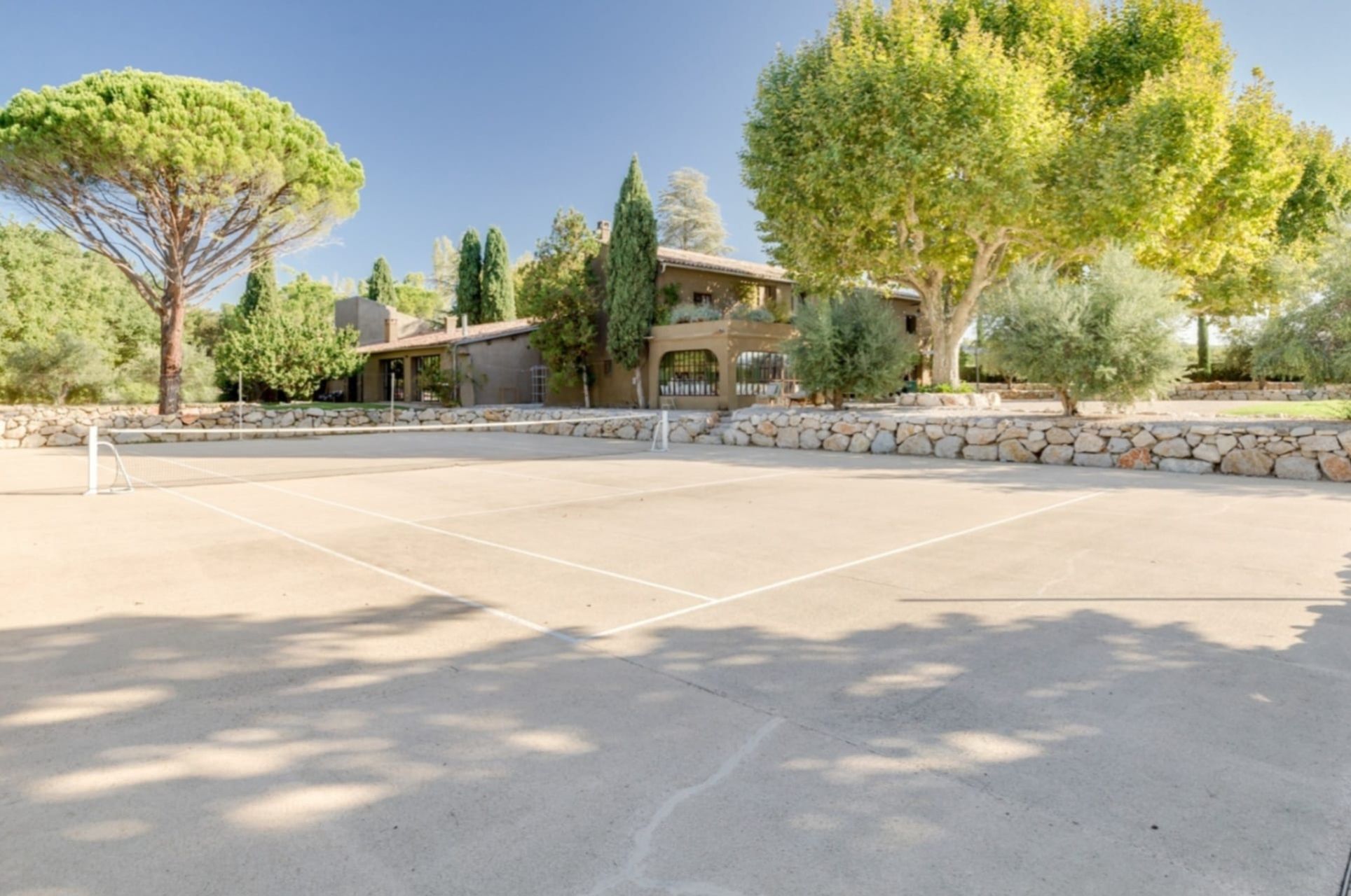 maison de luxe 23 Pièces en location sur AIX EN PROVENCE (13100)