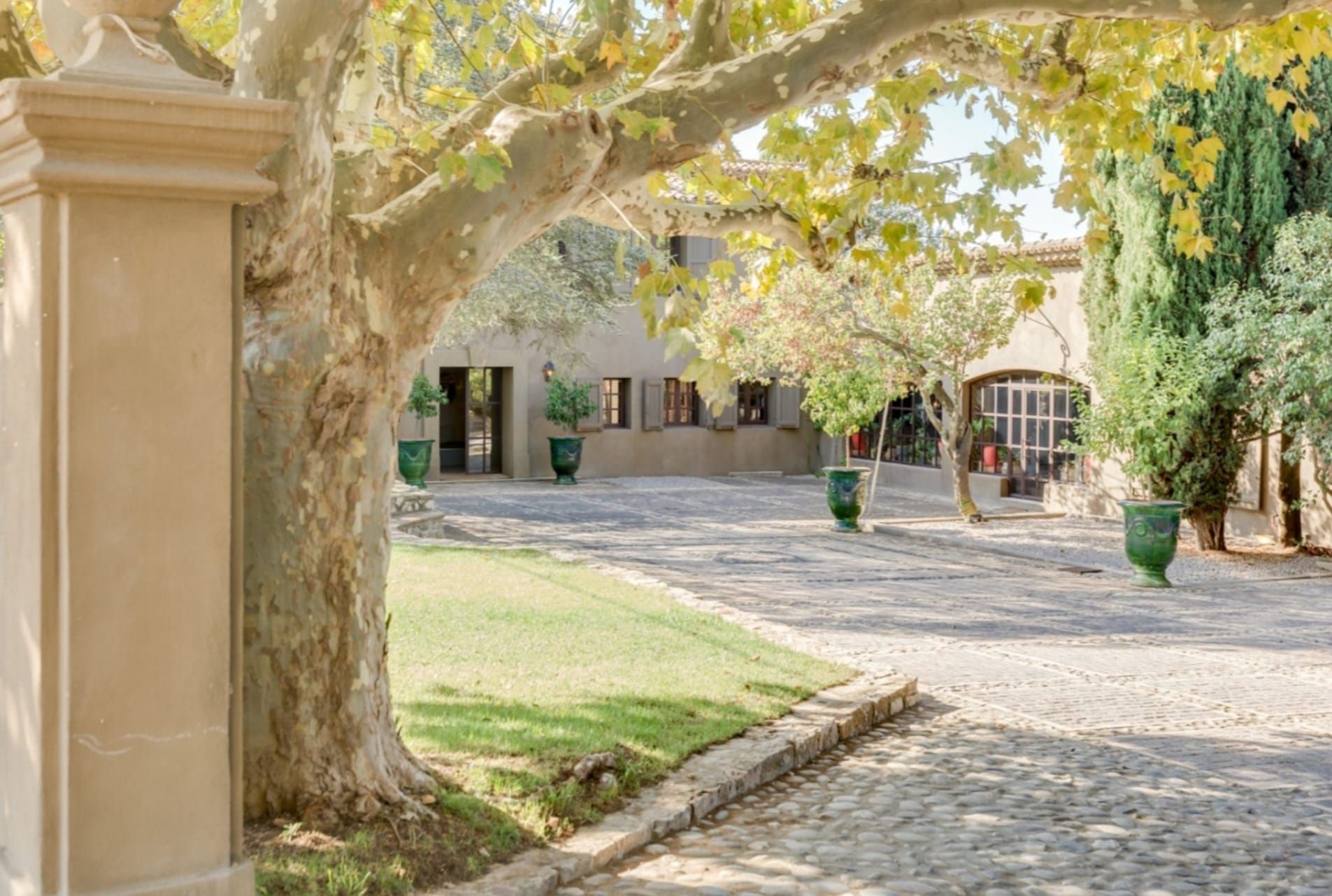 maison de luxe 23 Pièces en location sur AIX EN PROVENCE (13100)