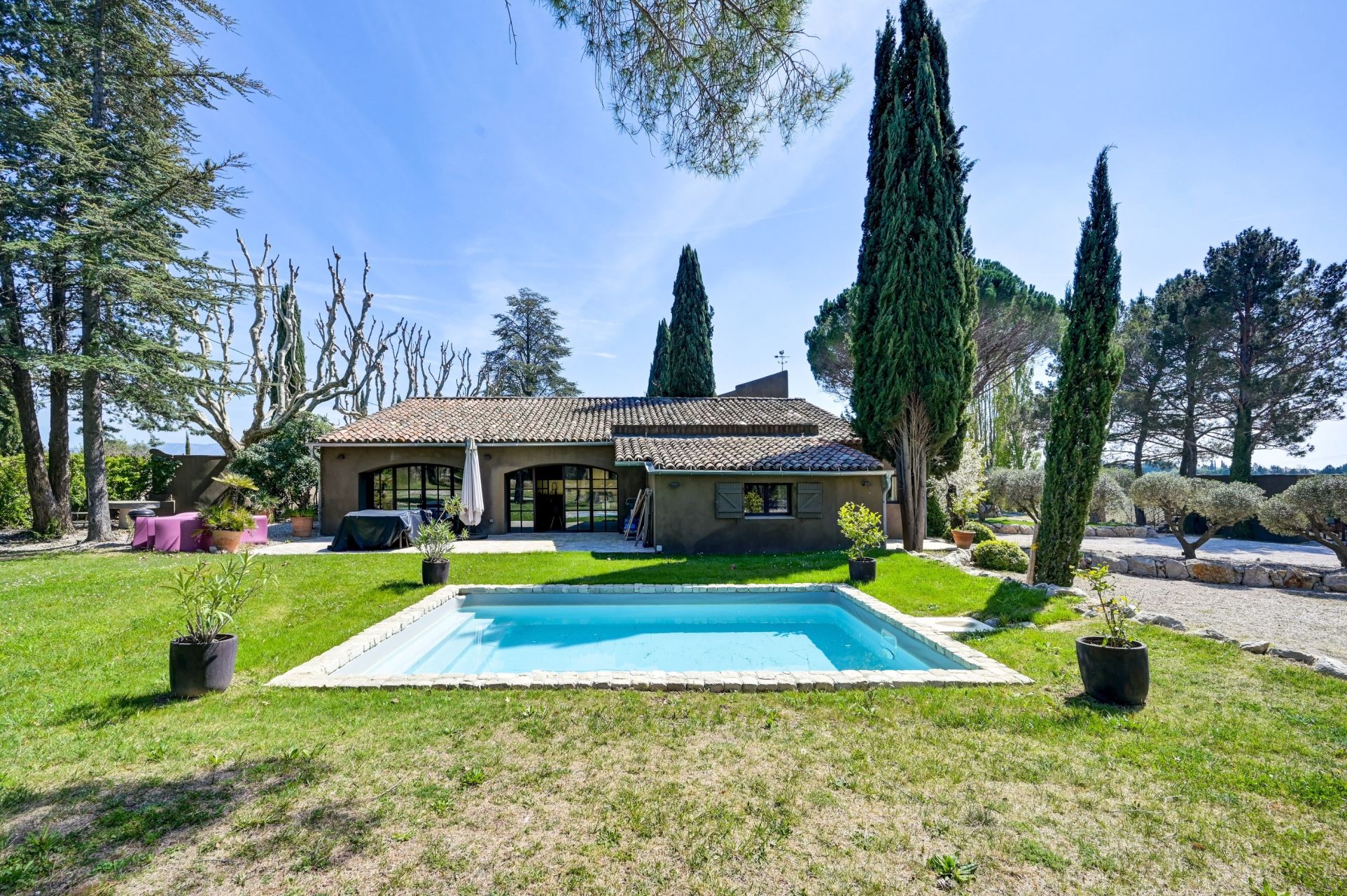 luxury house 15 Rooms for rent on AIX EN PROVENCE (13100)