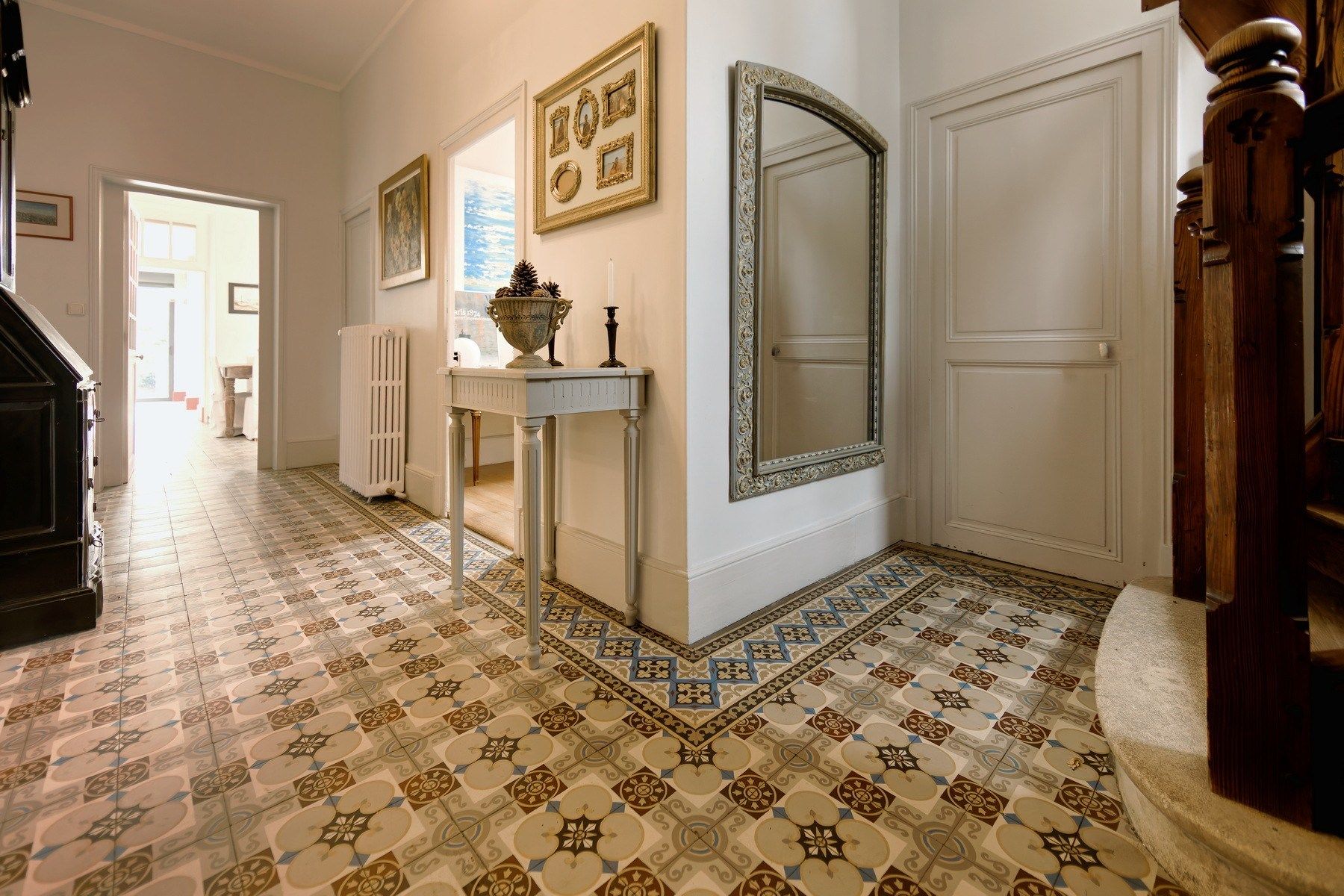 luxury house 8 Rooms for sale on ORLEANS (45100)