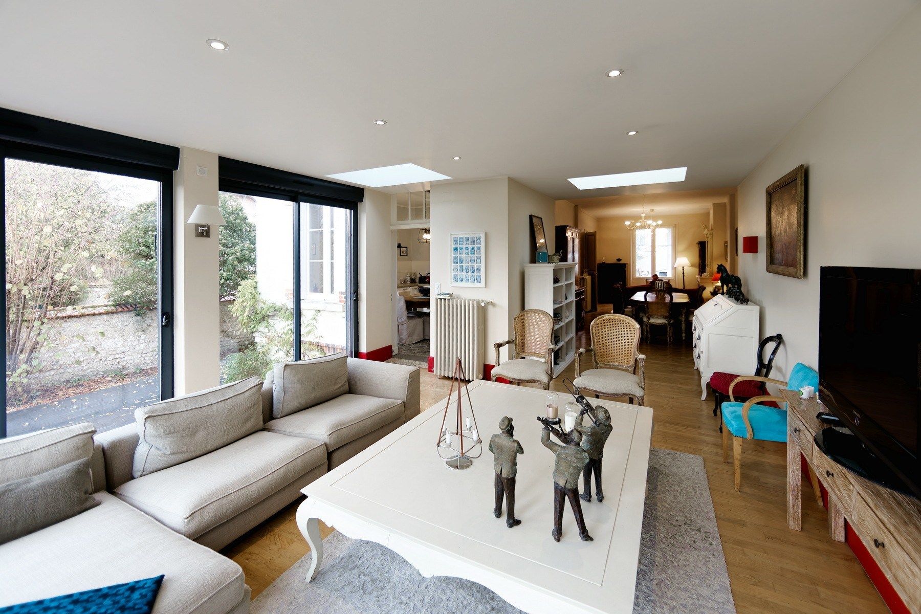 luxury house 8 Rooms for sale on ORLEANS (45100)