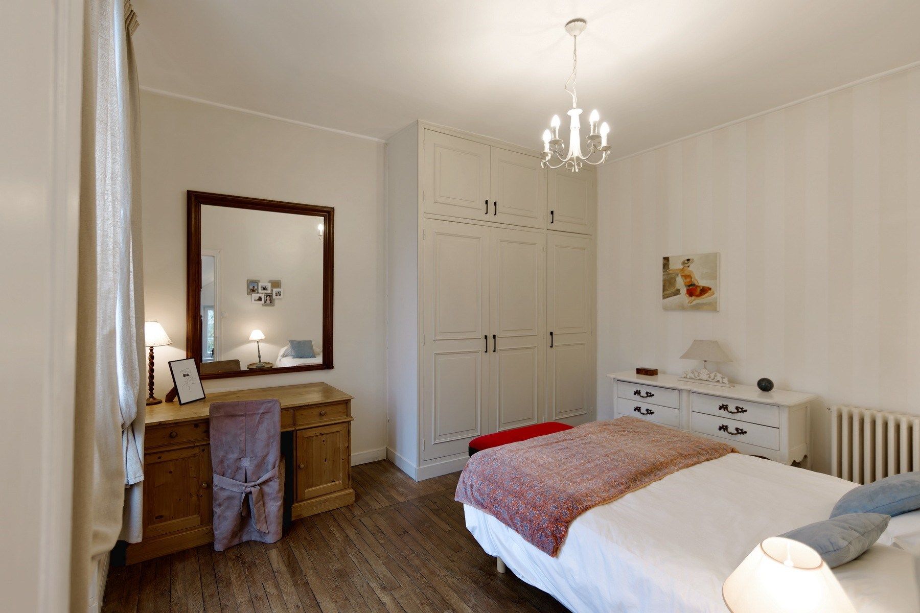 luxury house 8 Rooms for sale on ORLEANS (45100)