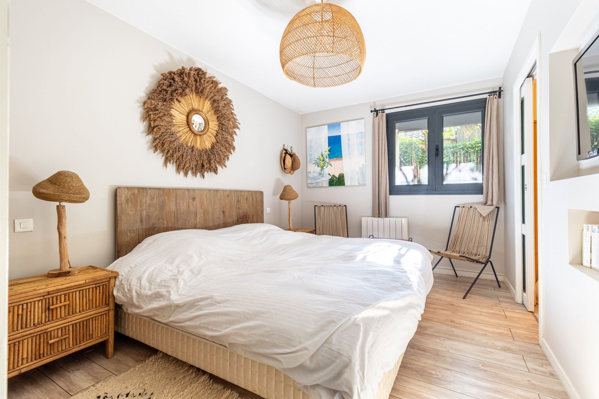 luxury house 12 Rooms for sale on CAP FERRET (33970)