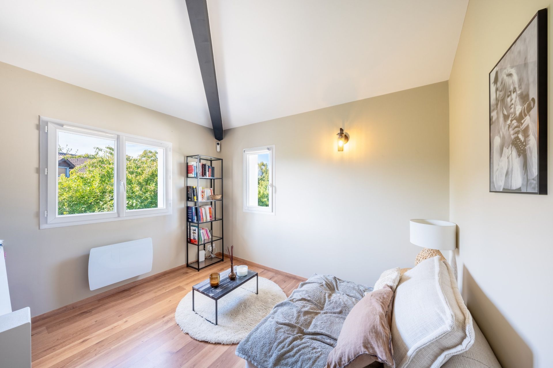 luxury house 6 Rooms for sale on CHENS SUR LEMAN (74140)