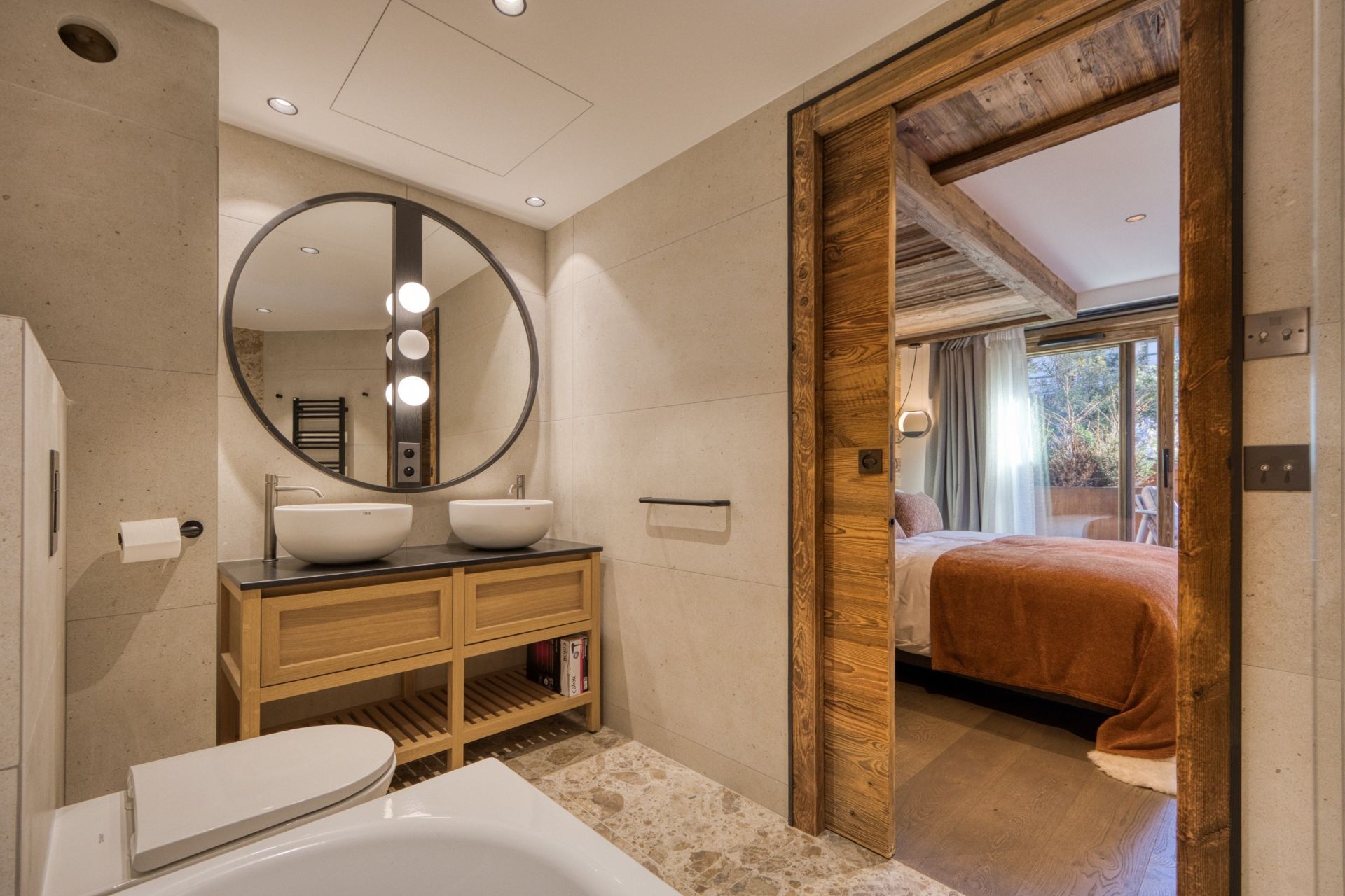 appartement de luxe 5 Pièces en location saisonnière sur MERIBEL LES ALLUES (73550)