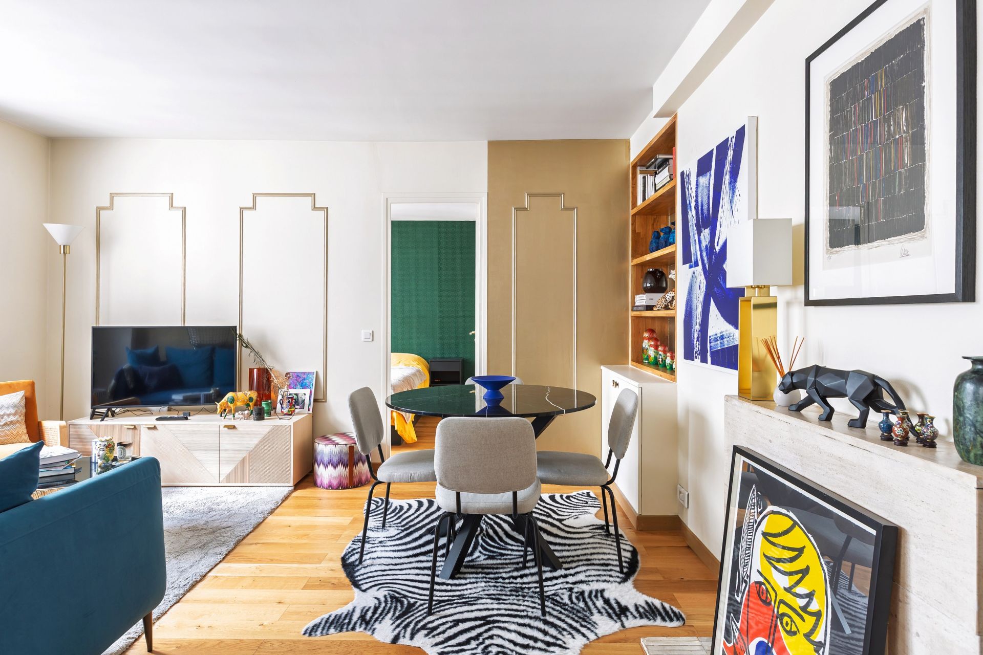 luxury apartment 2 Rooms for sale on PARIS (75008)