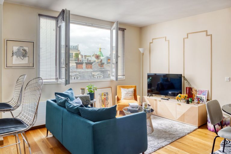 luxury apartment 2 Rooms for sale on PARIS (75008)
