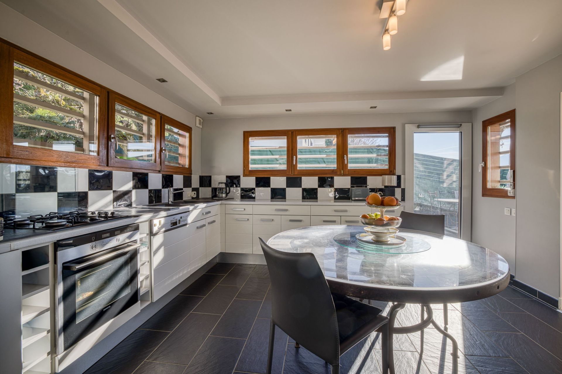 luxury house 8 Rooms for sale on ANNECY LE VIEUX (74940)
