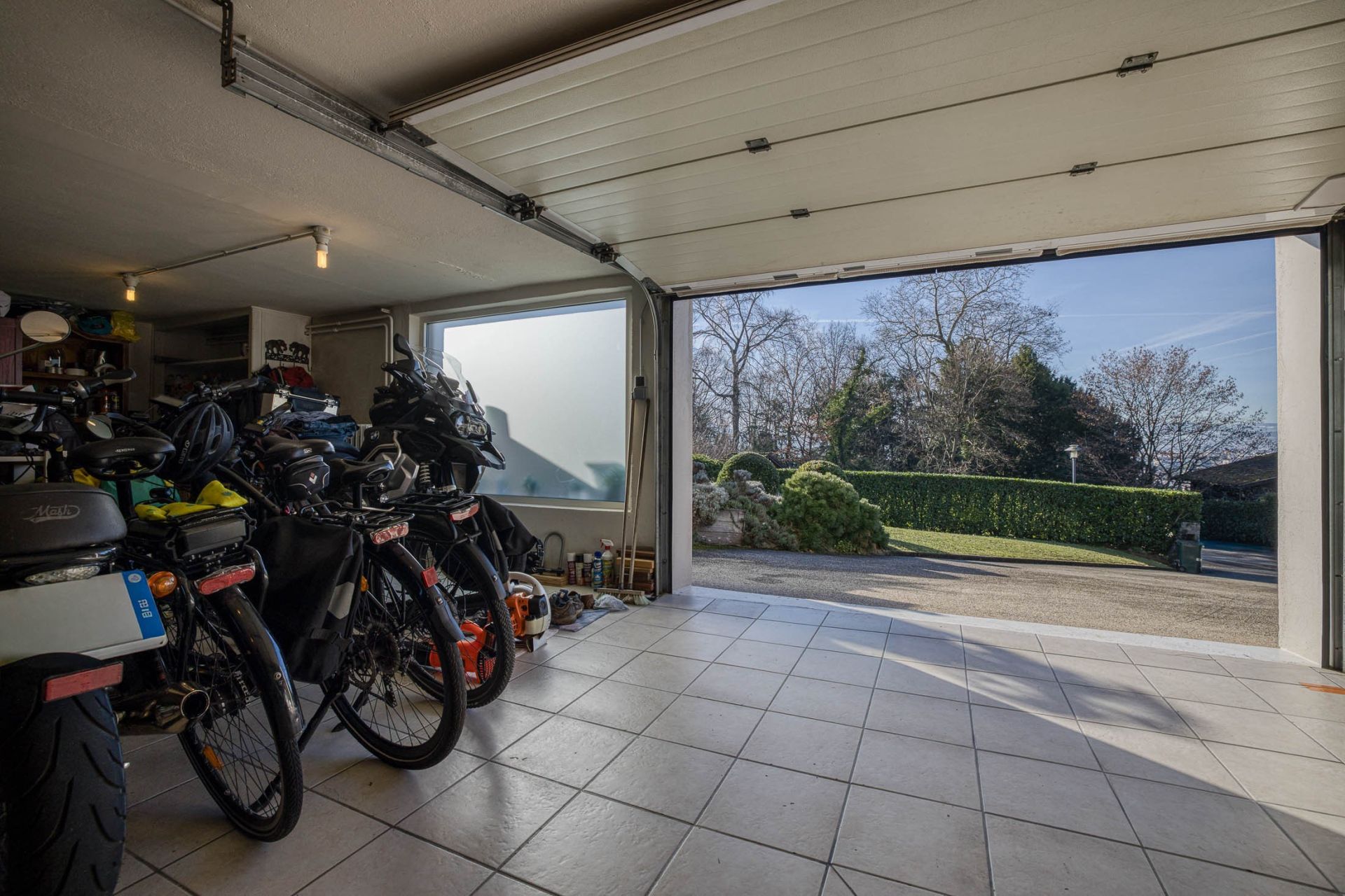 luxury house 8 Rooms for sale on ANNECY LE VIEUX (74940)