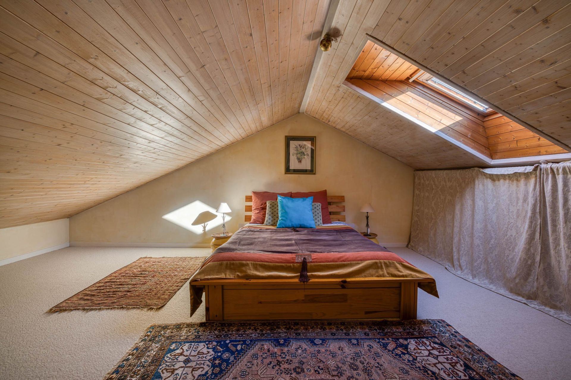 luxury house 8 Rooms for sale on ANNECY LE VIEUX (74940)