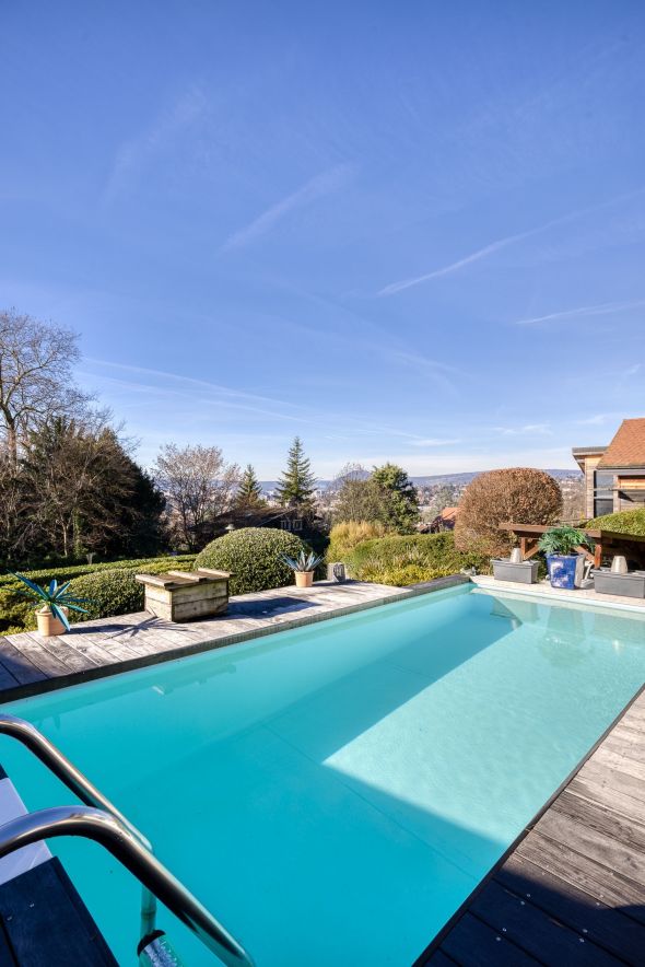 Vente Maison de luxe Annecy-le-Vieux 8 Pièces 230 m²