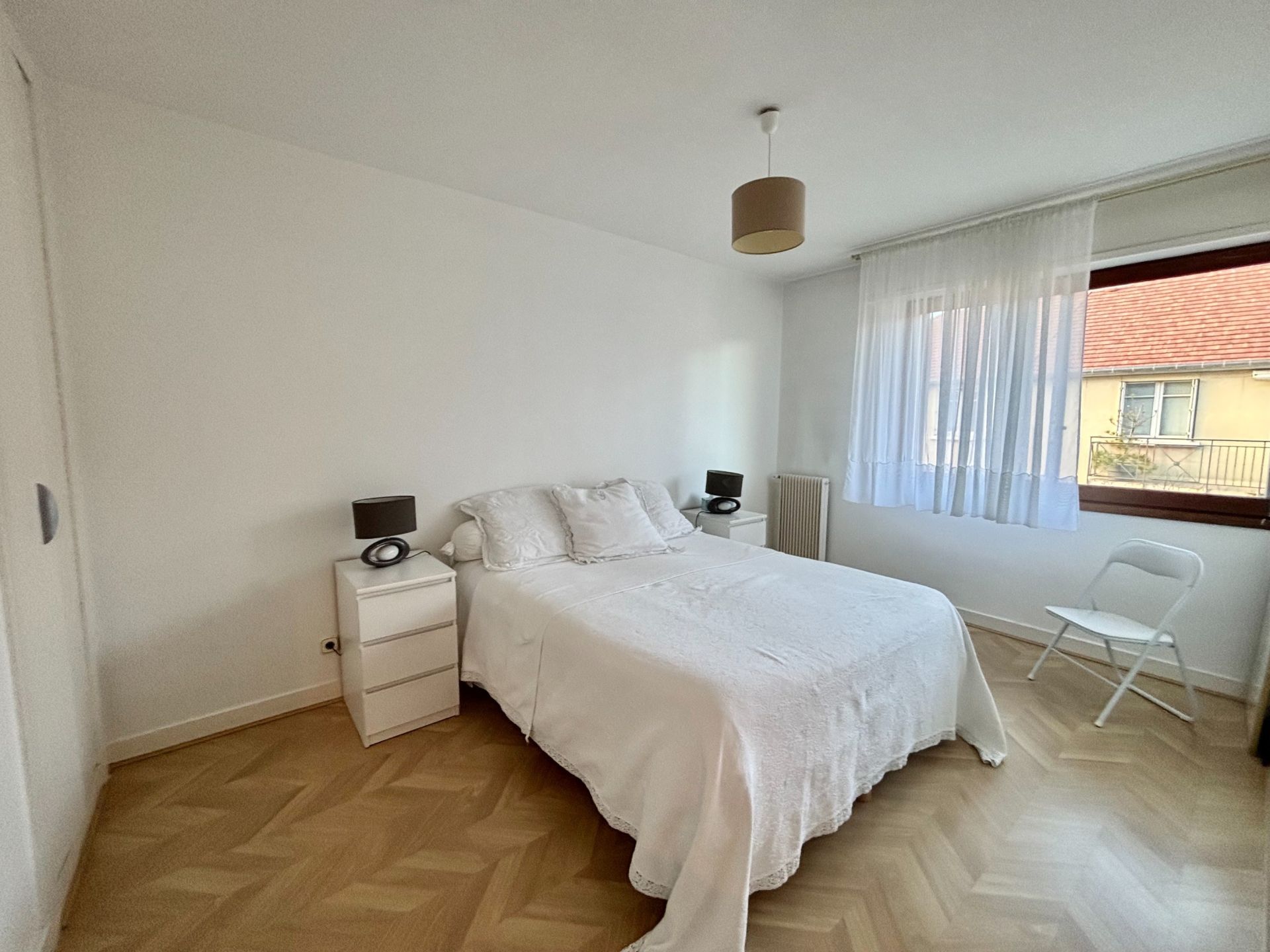 luxury apartment 3 Rooms for sale on DEAUVILLE (14800)