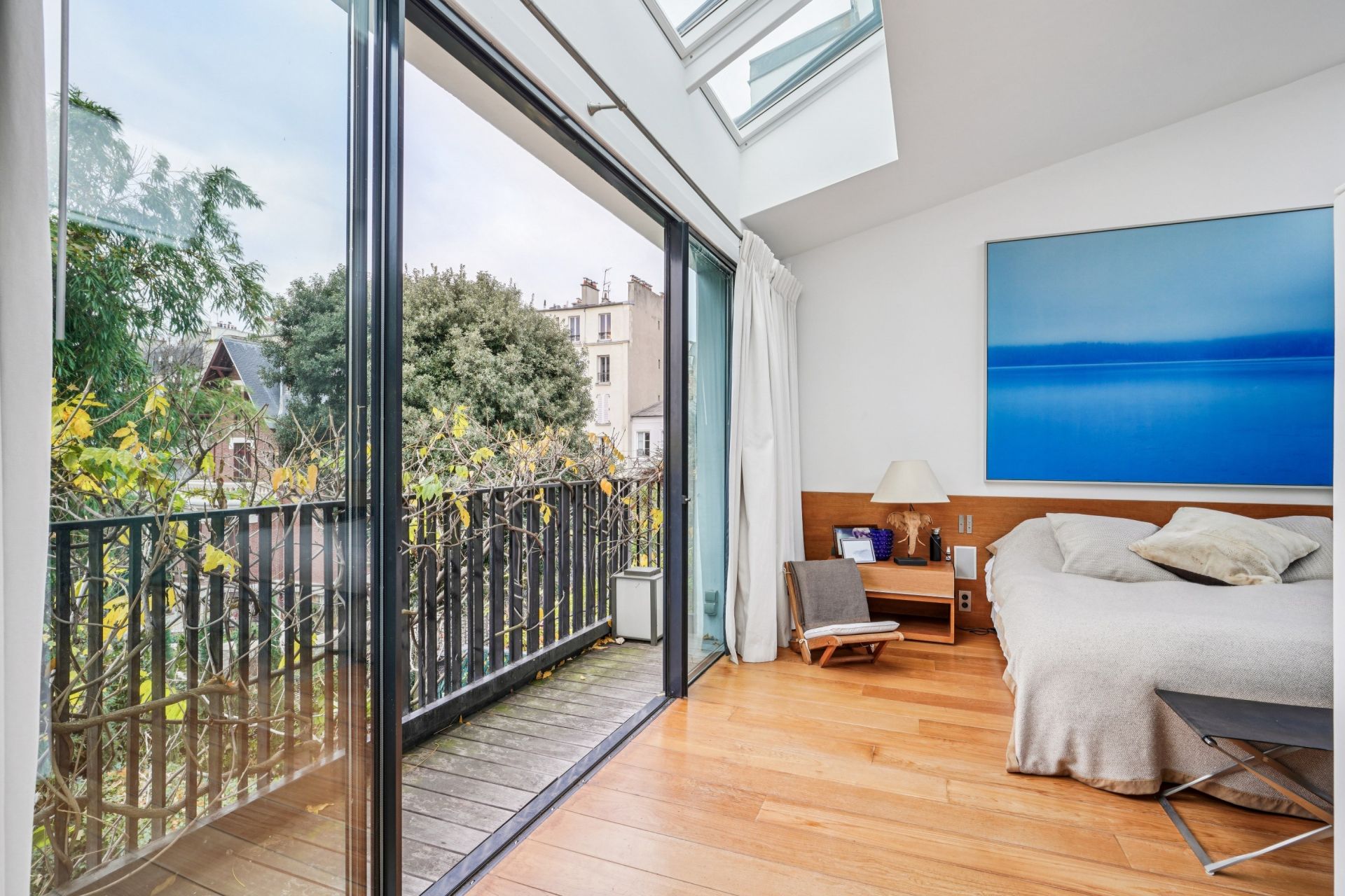 townhouse 8 Rooms for sale on NEUILLY SUR SEINE (92200)