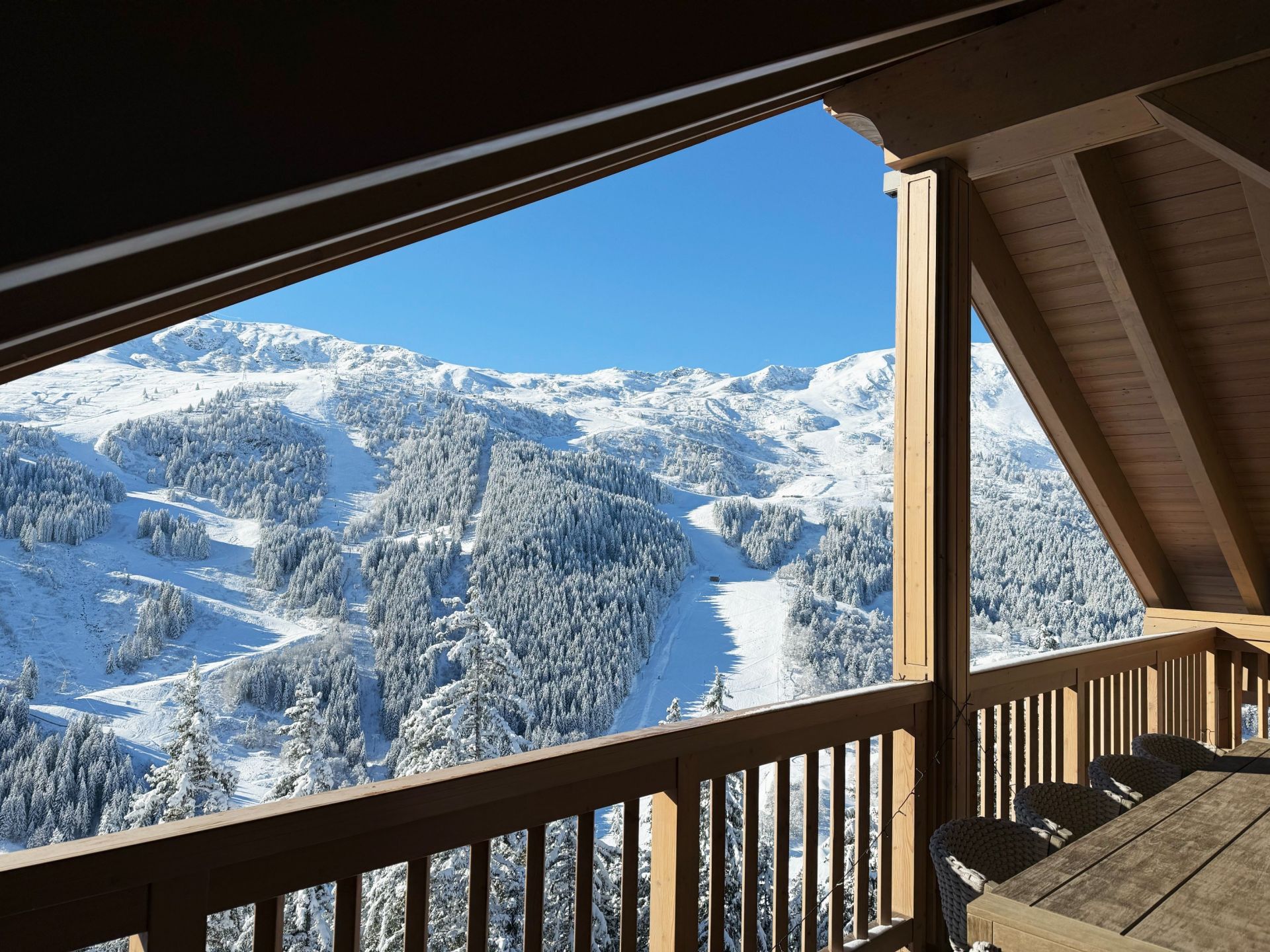 luxury apartment 6 Rooms for sale on MERIBEL LES ALLUES (73550)
