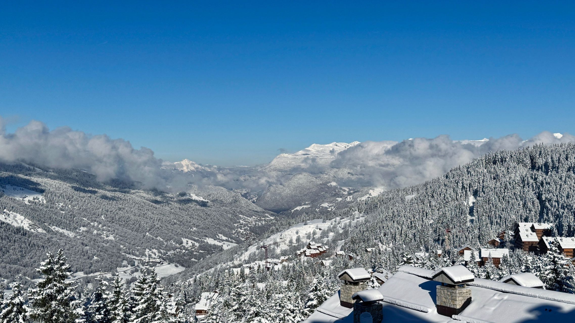 luxury apartment 6 Rooms for sale on MERIBEL LES ALLUES (73550)