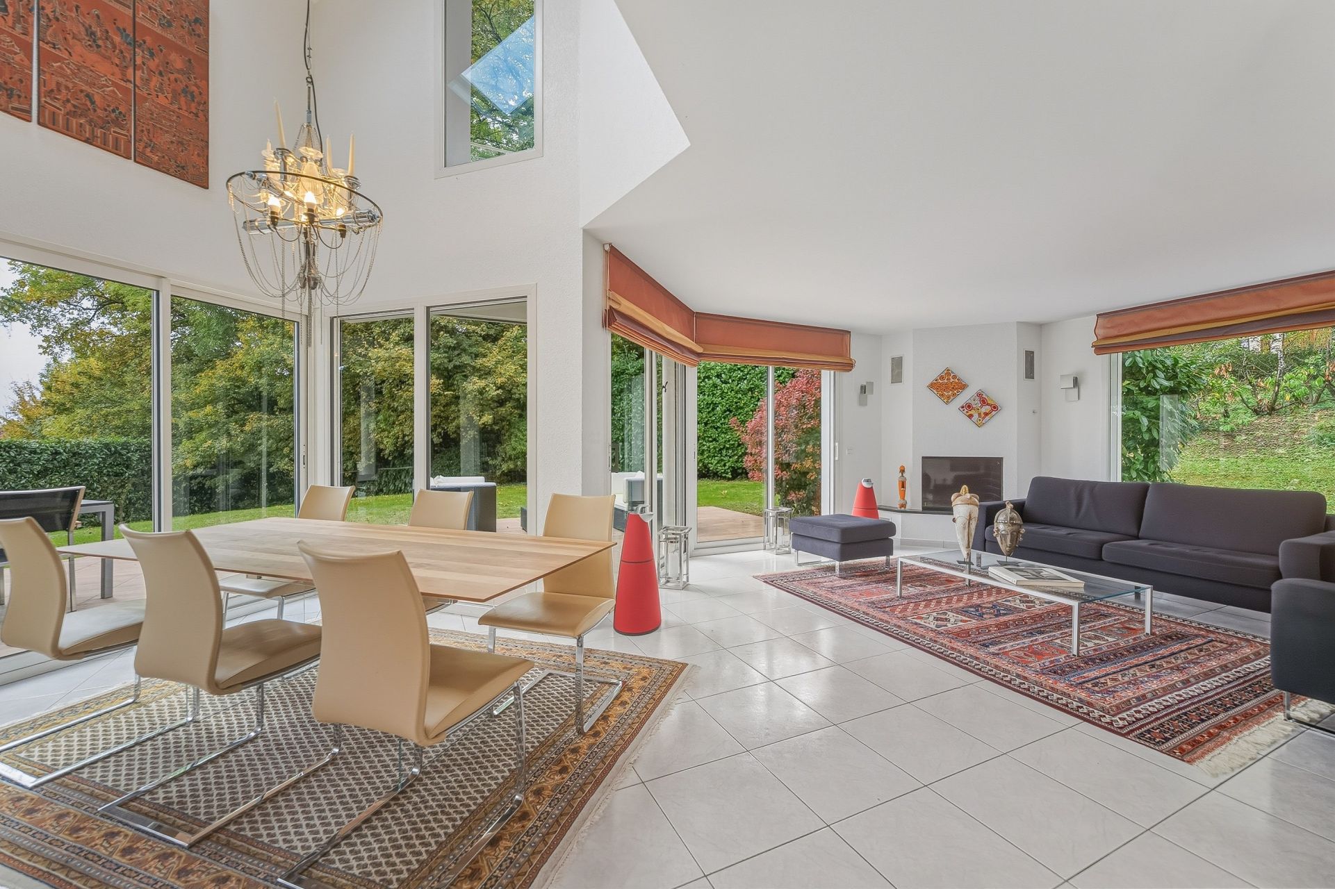 luxury house 6 Rooms for sale on ECHENEVEX (01170)