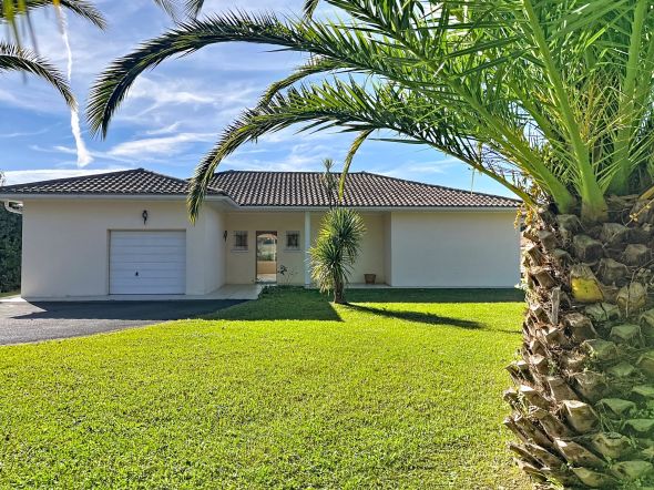 Sale Luxury house Urrugne 4 Rooms 130 m²