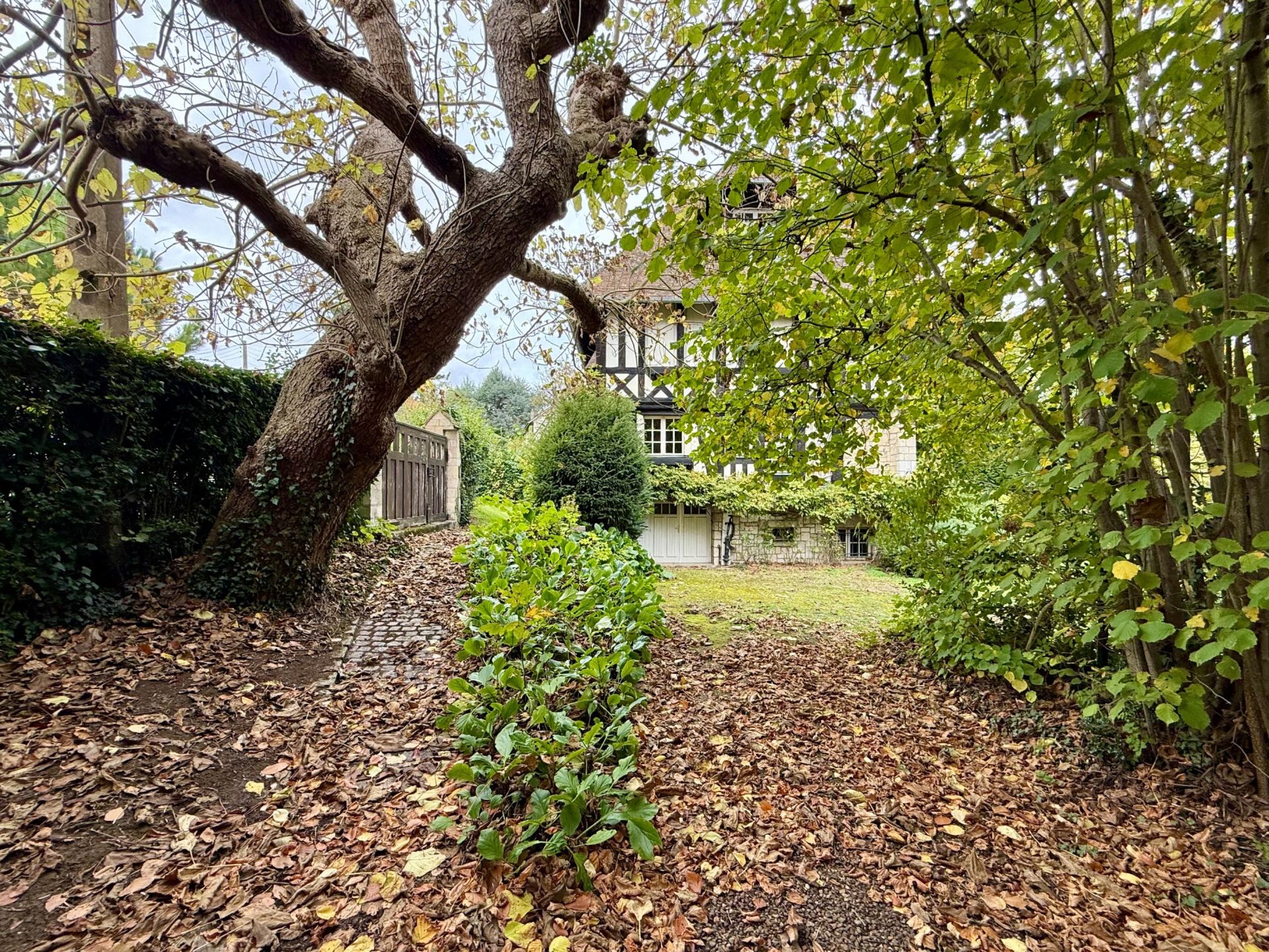 maison normande 9 Pièces en vente sur MONT ST AIGNAN (76130)