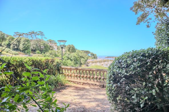 Sale Luxury house Pornic 12 Rooms 225 m²