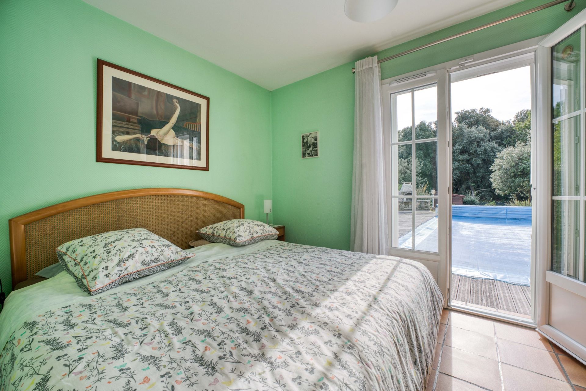 luxury house 7 Rooms for sale on LE GRAND VILLAGE PLAGE (17370)