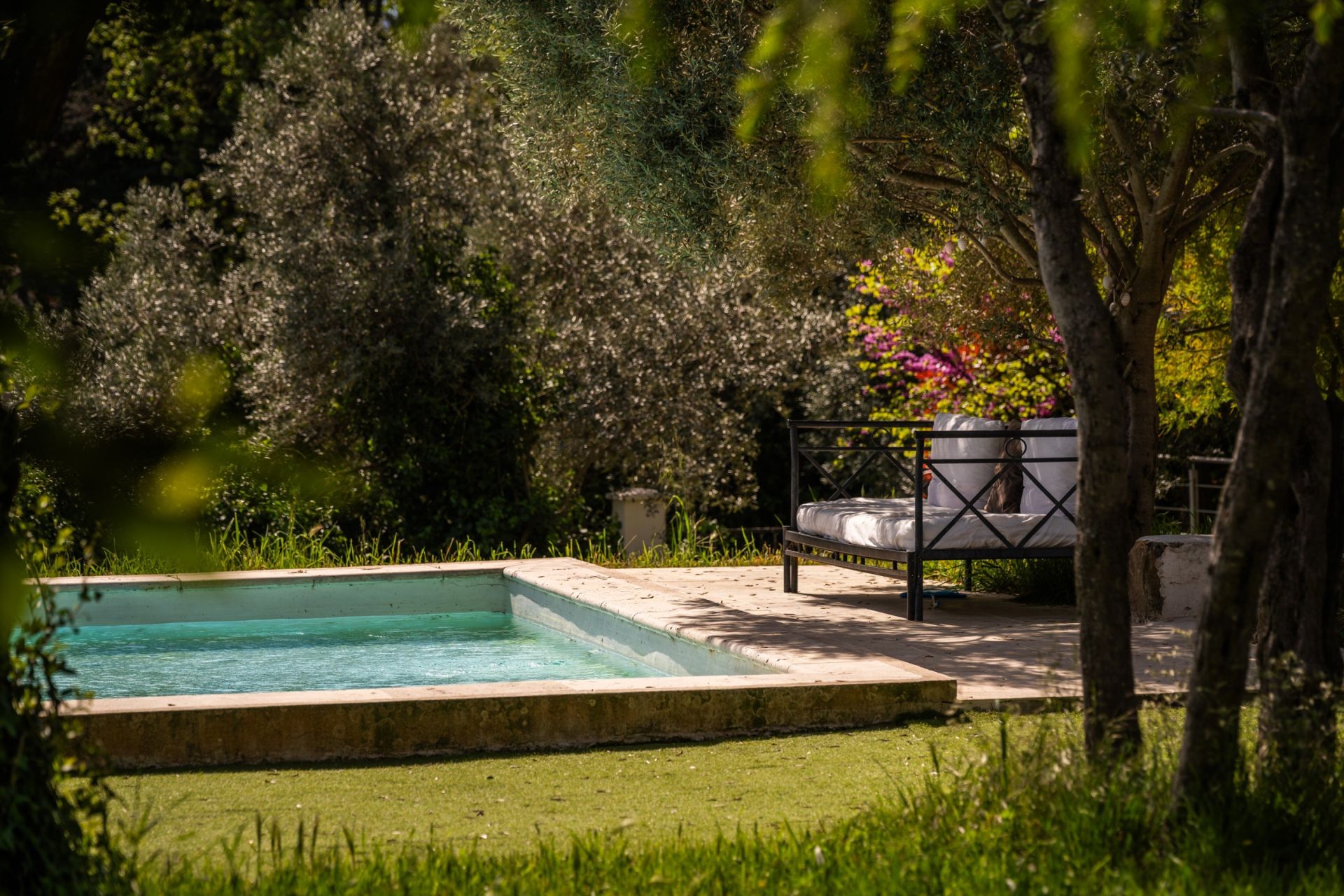 luxury traditional house 8 Rooms for sale on MIMET (13105)