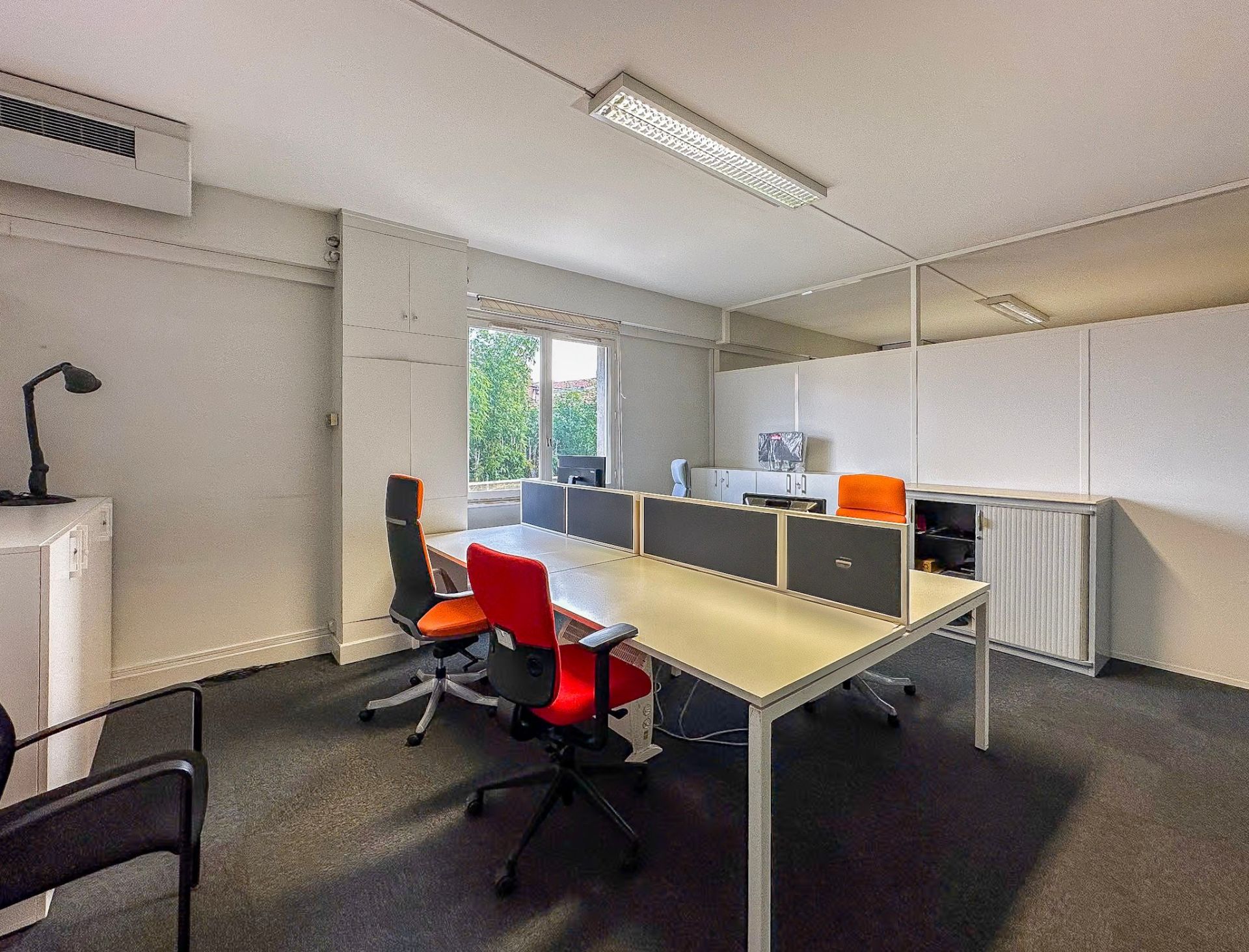 Art Deco building for sale on LAVAUR (81500)