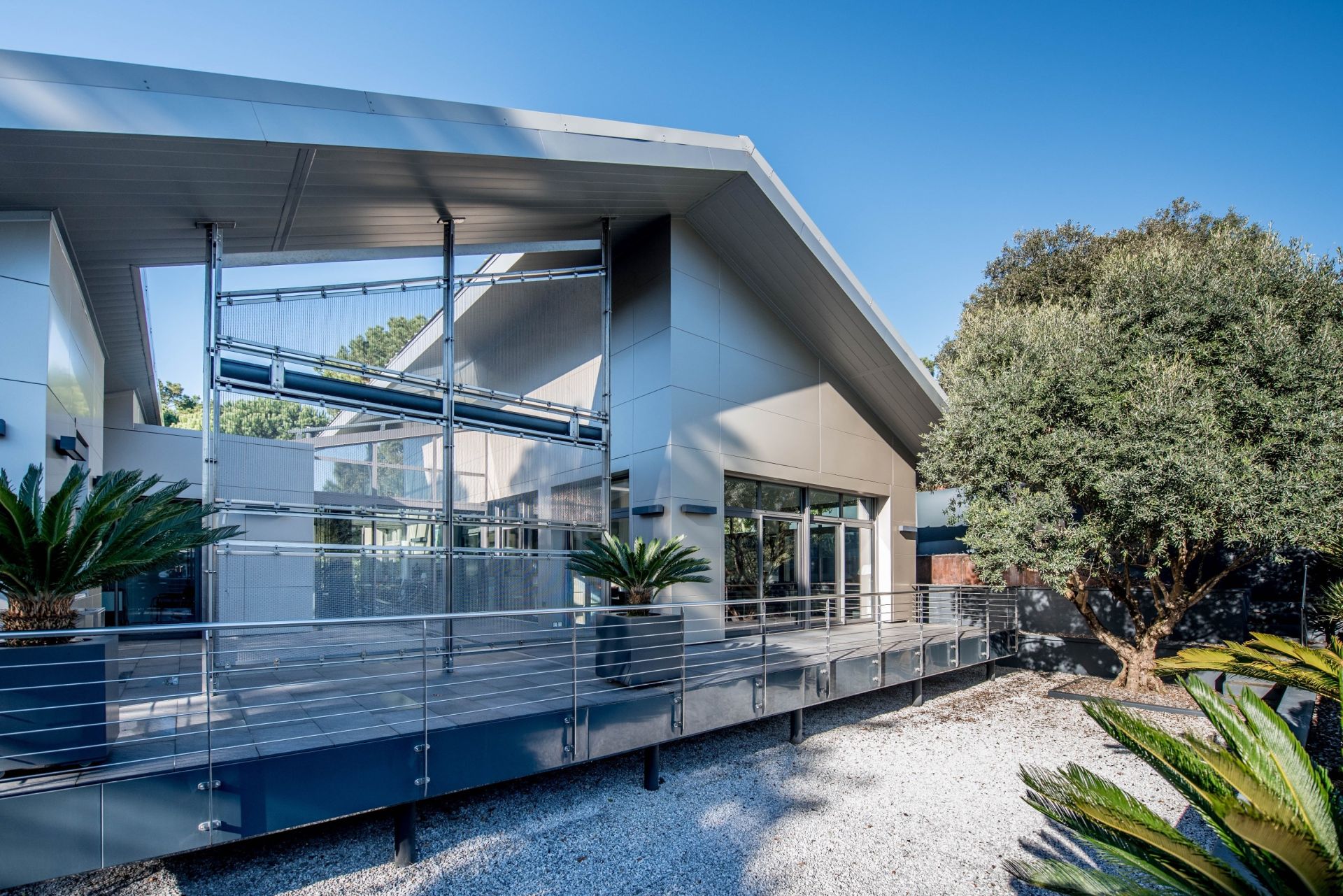 luxury house 6 Rooms for sale on ARCACHON (33120)