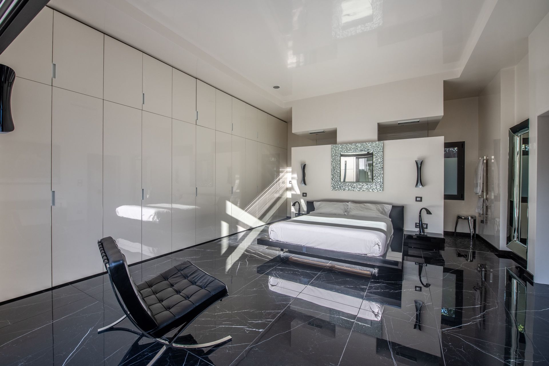 luxury house 6 Rooms for sale on ARCACHON (33120)