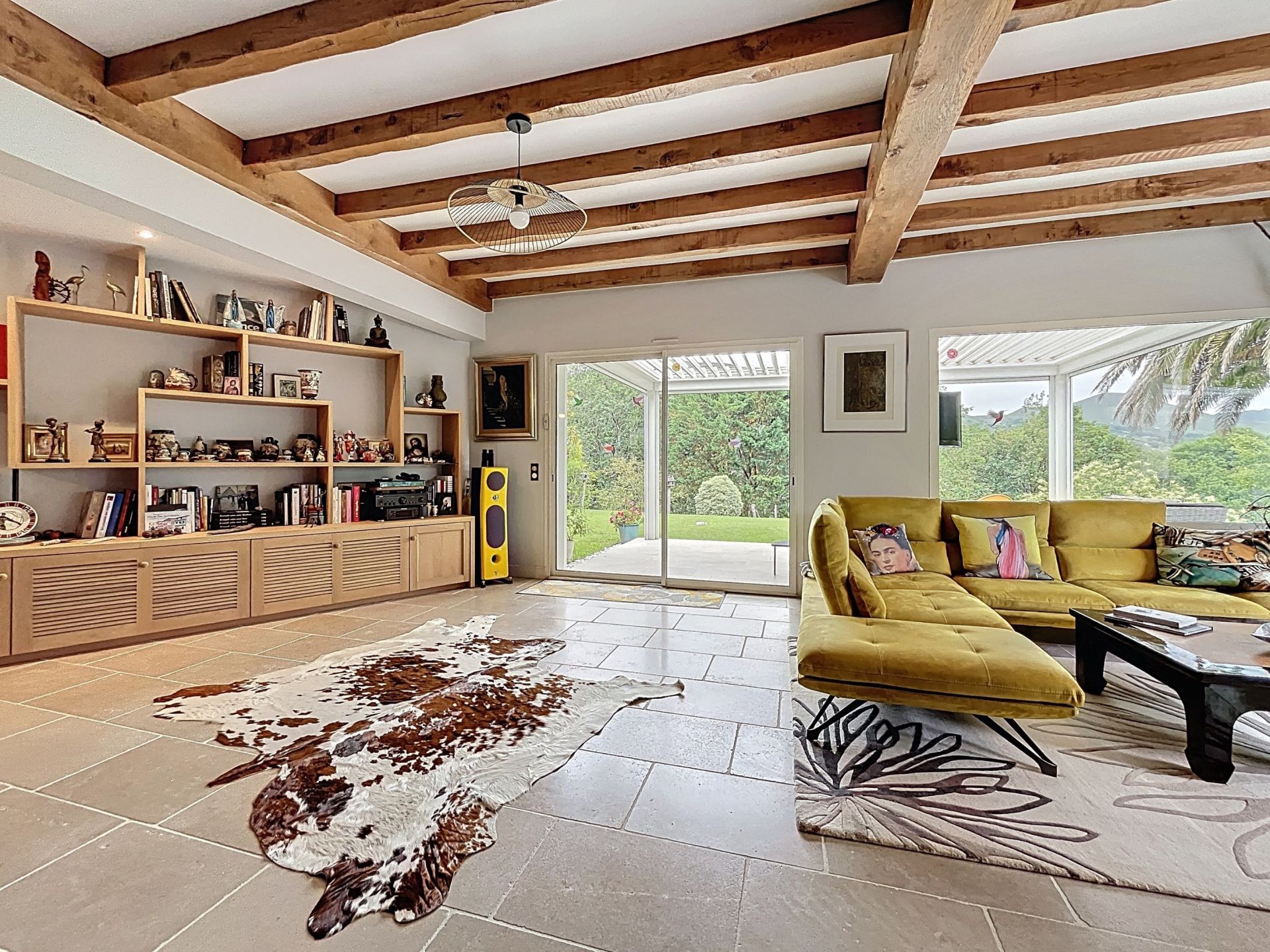 luxury house 7 Rooms for sale on ASCAIN (64310)