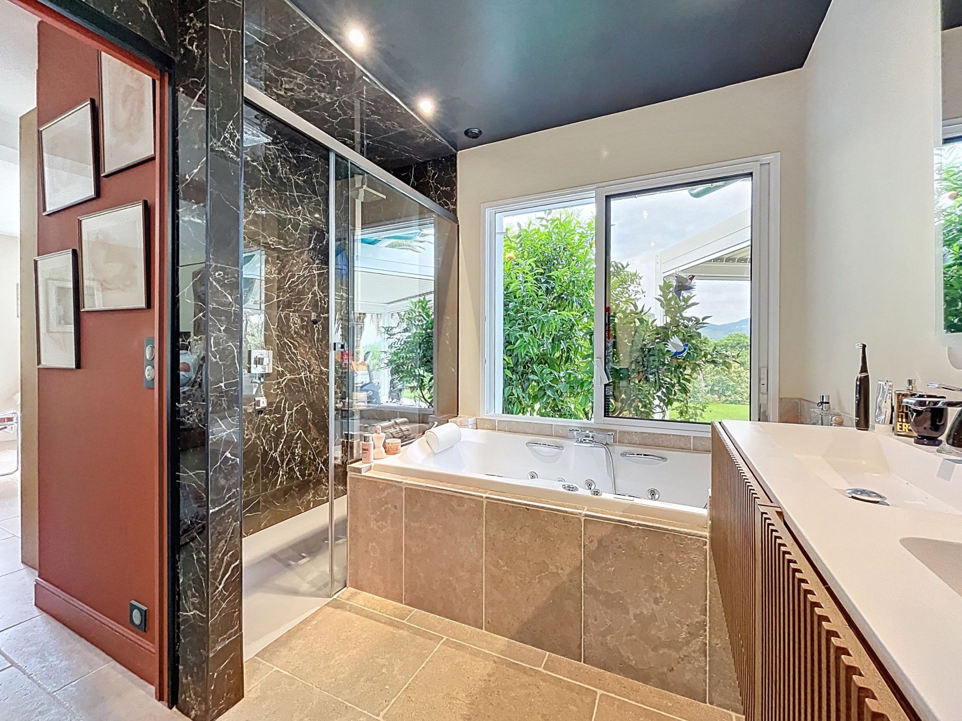 luxury house 7 Rooms for sale on ASCAIN (64310)