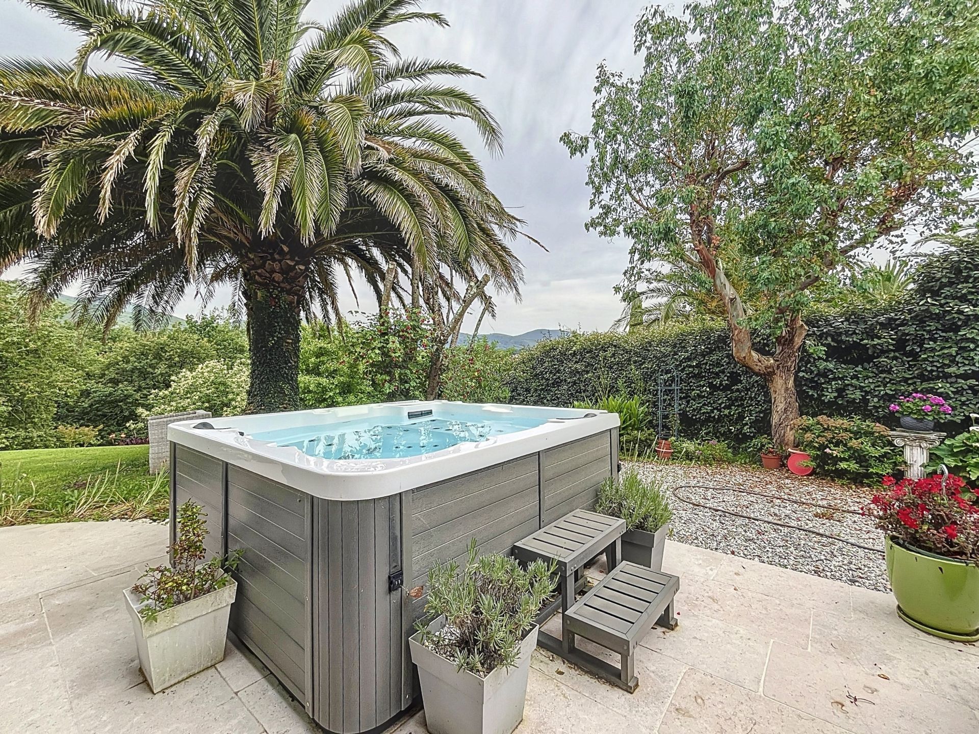 luxury house 7 Rooms for sale on ASCAIN (64310)